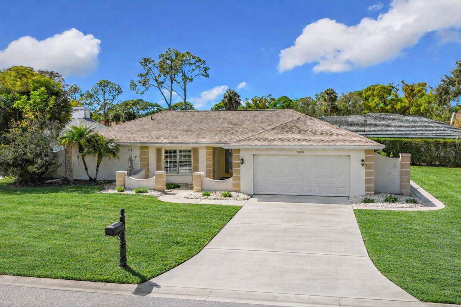 THE MEADOWS - Residential