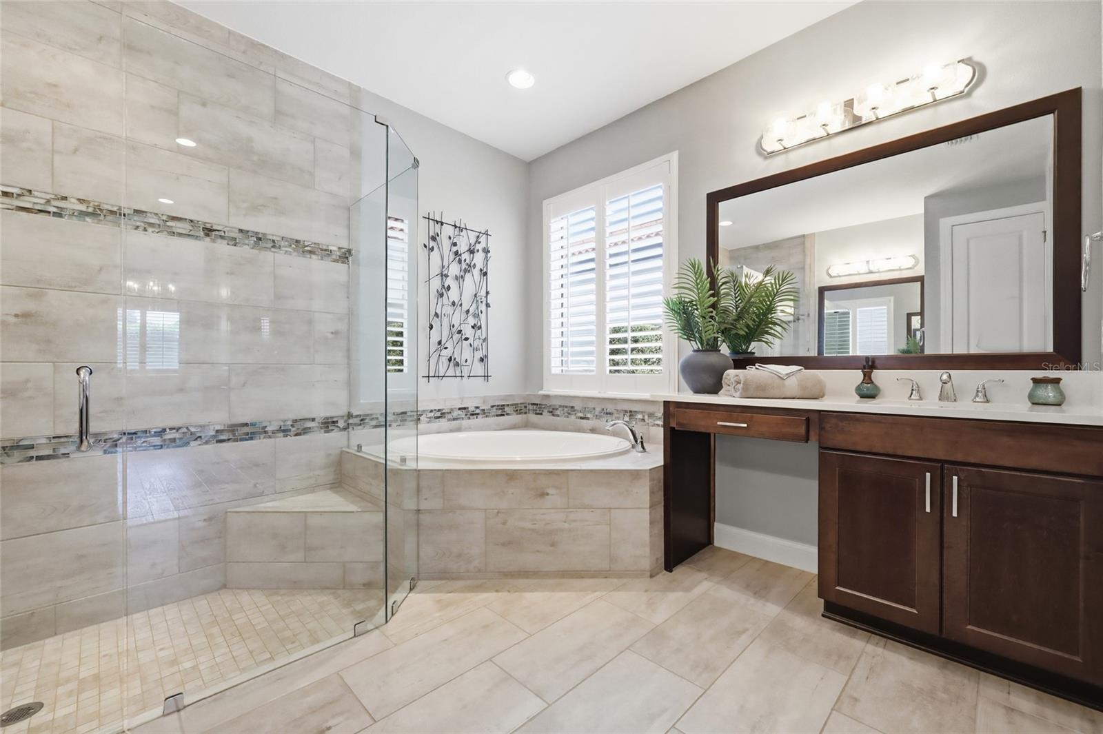 ROYAL CYPRESS PRESERVE-PH 4 - Residential