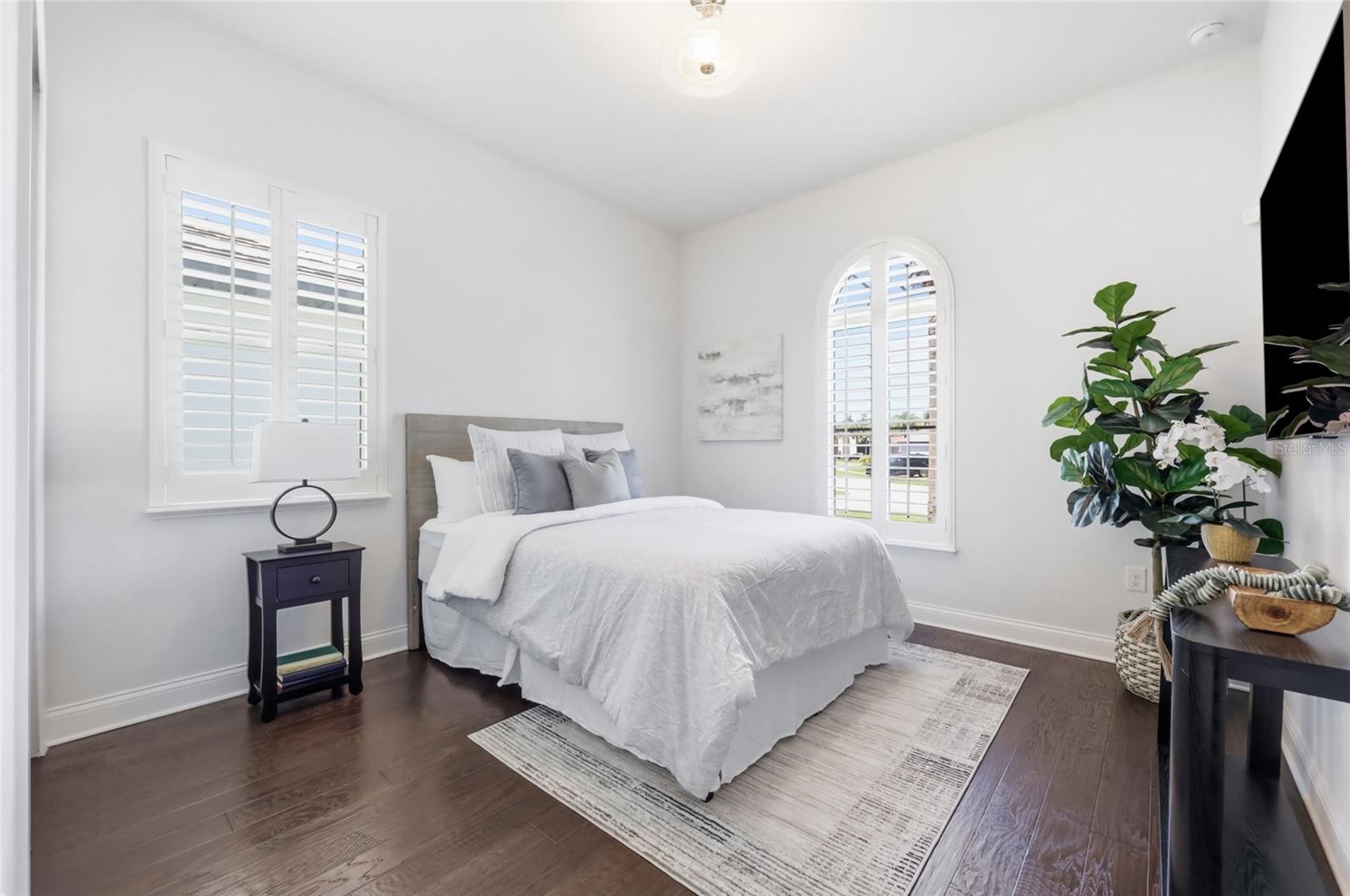 ROYAL CYPRESS PRESERVE-PH 4 - Residential