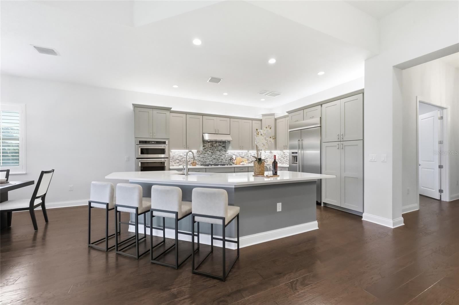 ROYAL CYPRESS PRESERVE-PH 4 - Residential