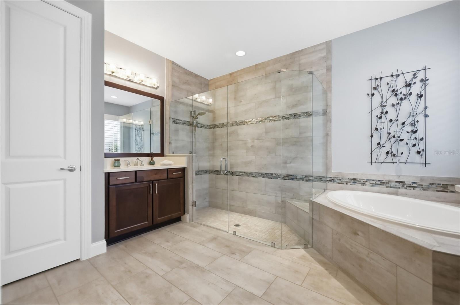 ROYAL CYPRESS PRESERVE-PH 4 - Residential