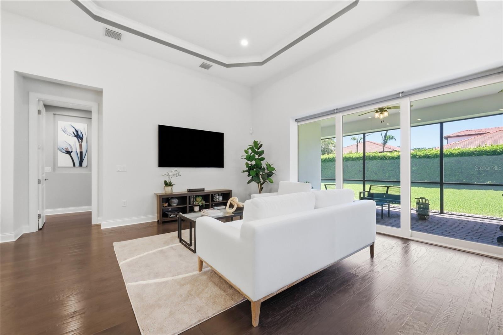 ROYAL CYPRESS PRESERVE-PH 4 - Residential