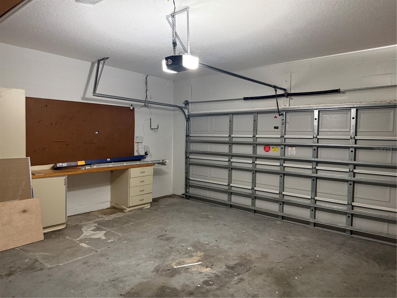 LAKES/WINDERMERE PH 02A - Residential Lease
