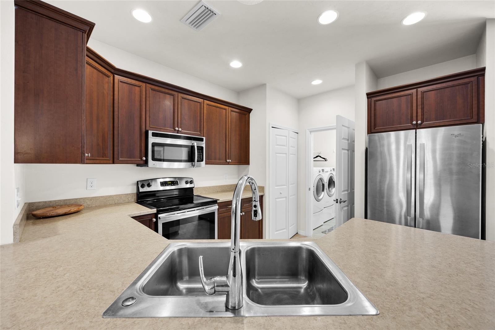 VILLAS OF WEST END UNIT B PH 1 - Residential