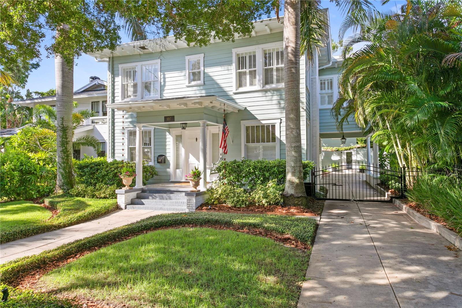 RICHARDSON PLACE - Residential