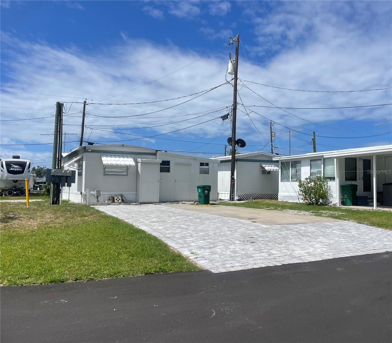 JET MOBILE HOME PARK SEC ONE CO-OP - Land