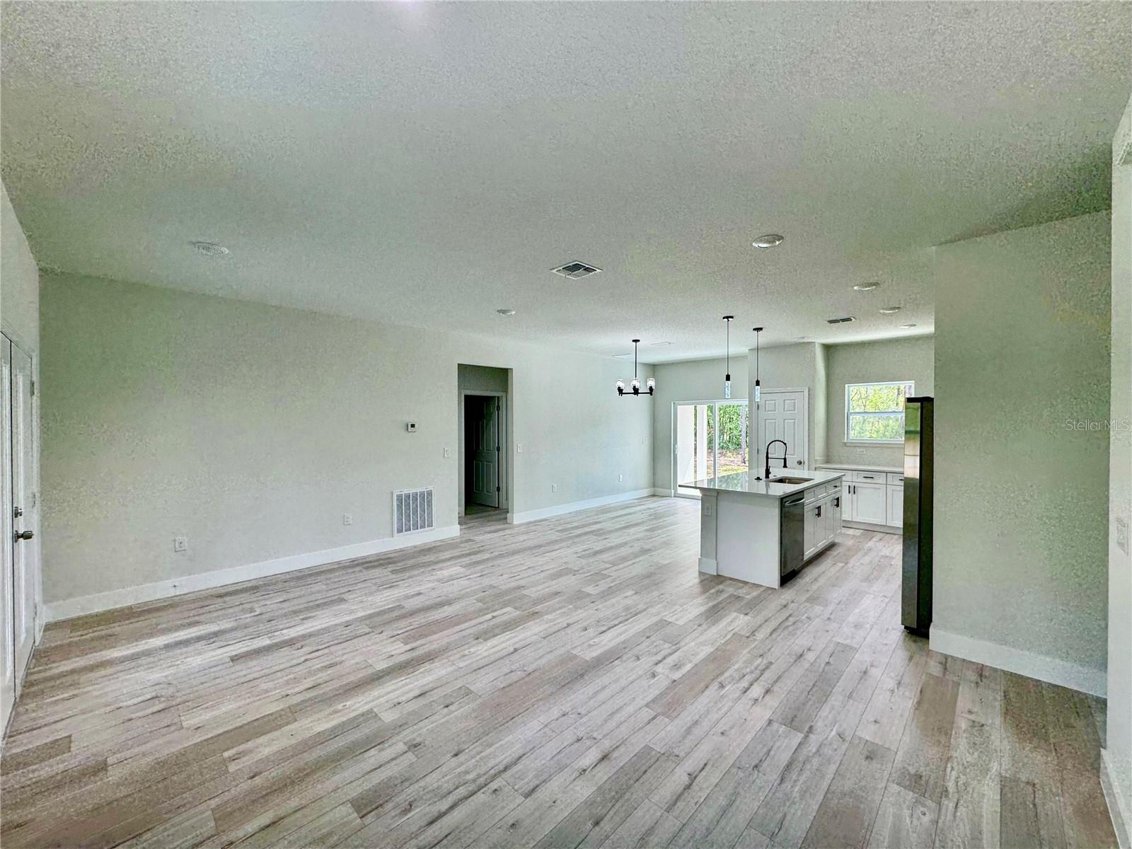 CITRUS SPGS UNIT 21 - Residential