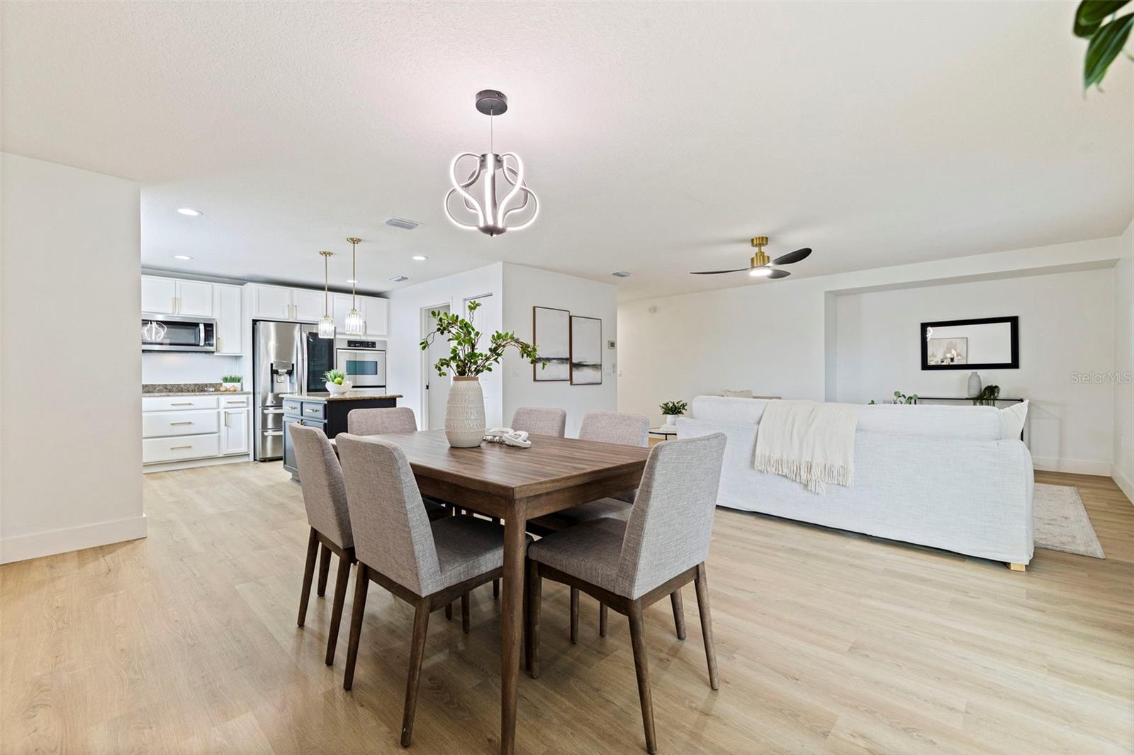 GRACELINE LAKEWOOD SHORES PH III - Residential