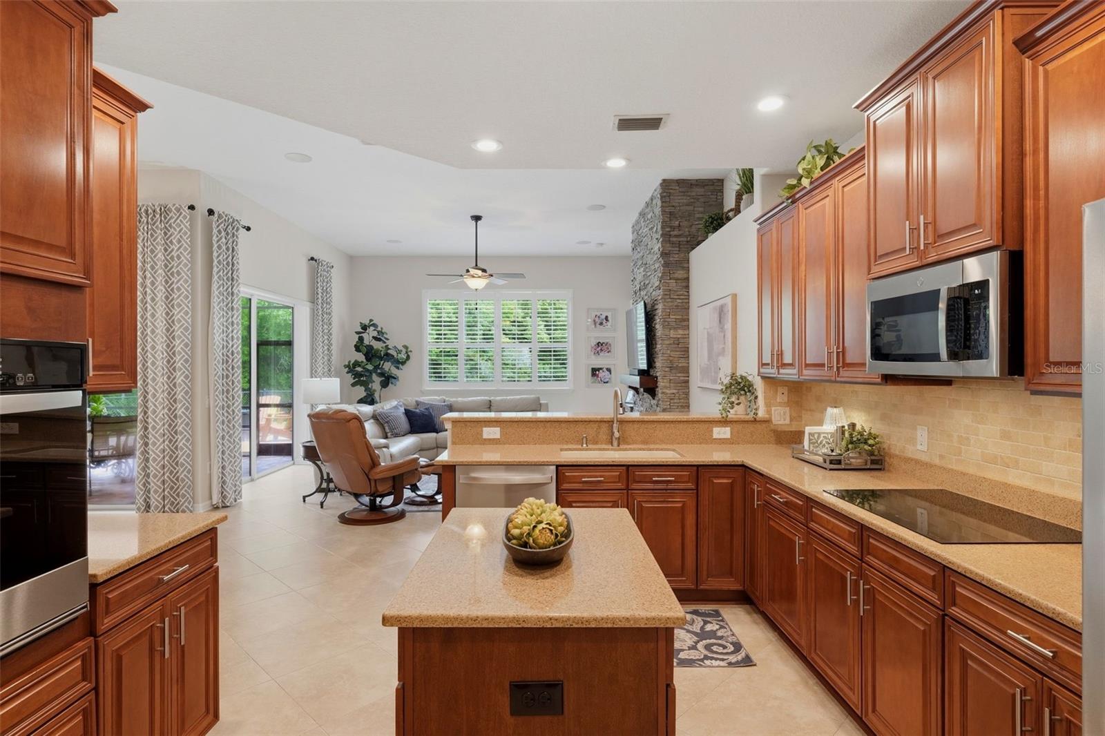 GREY HAWK AT LAKE POLO PH 02 - Residential