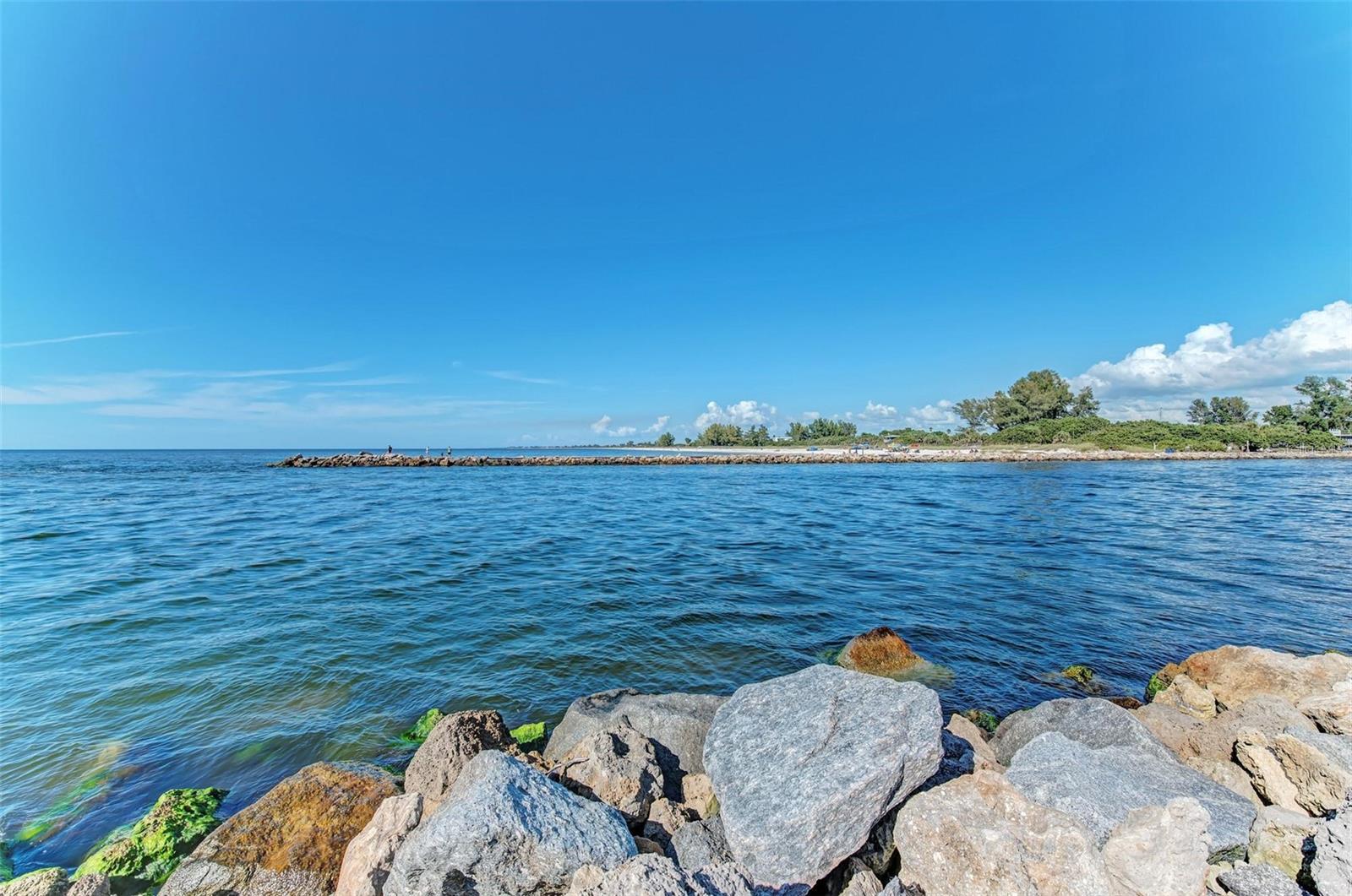 SOUTH VENICE - Residential