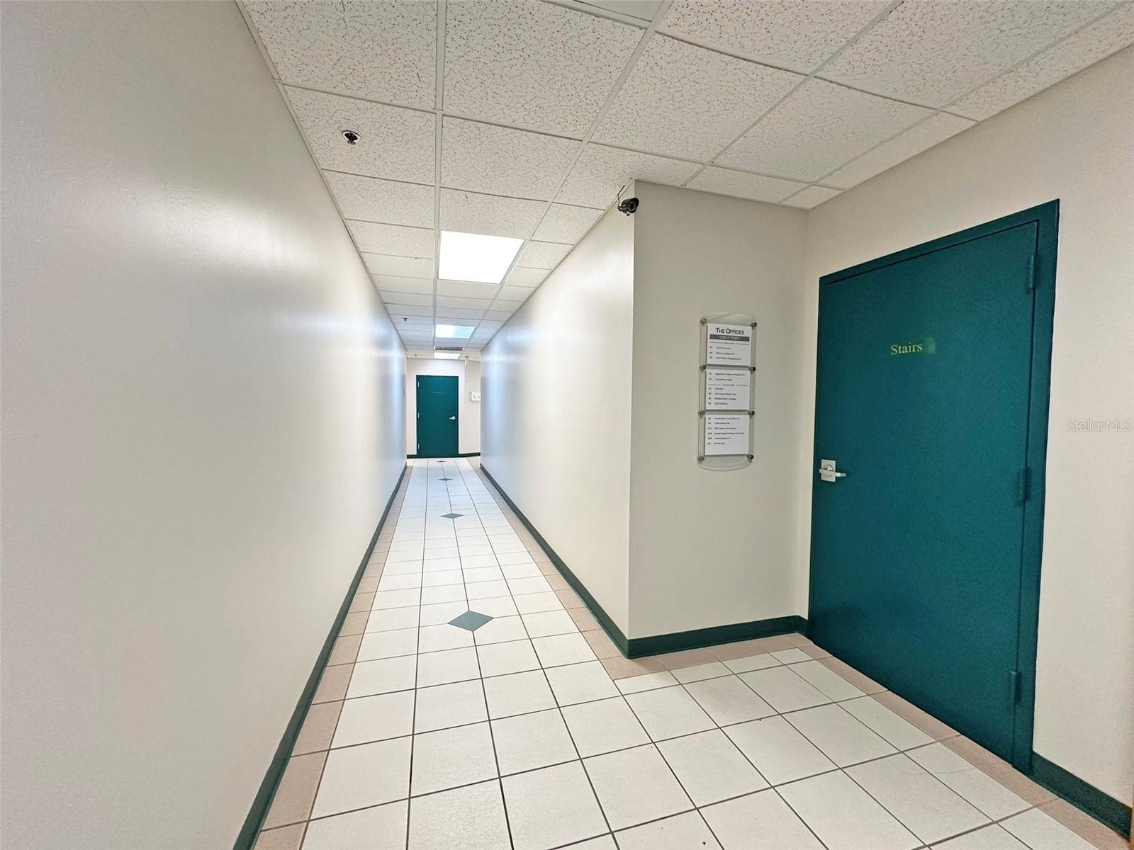 OFFICES/SOUTH STAR - Commercial Sale
