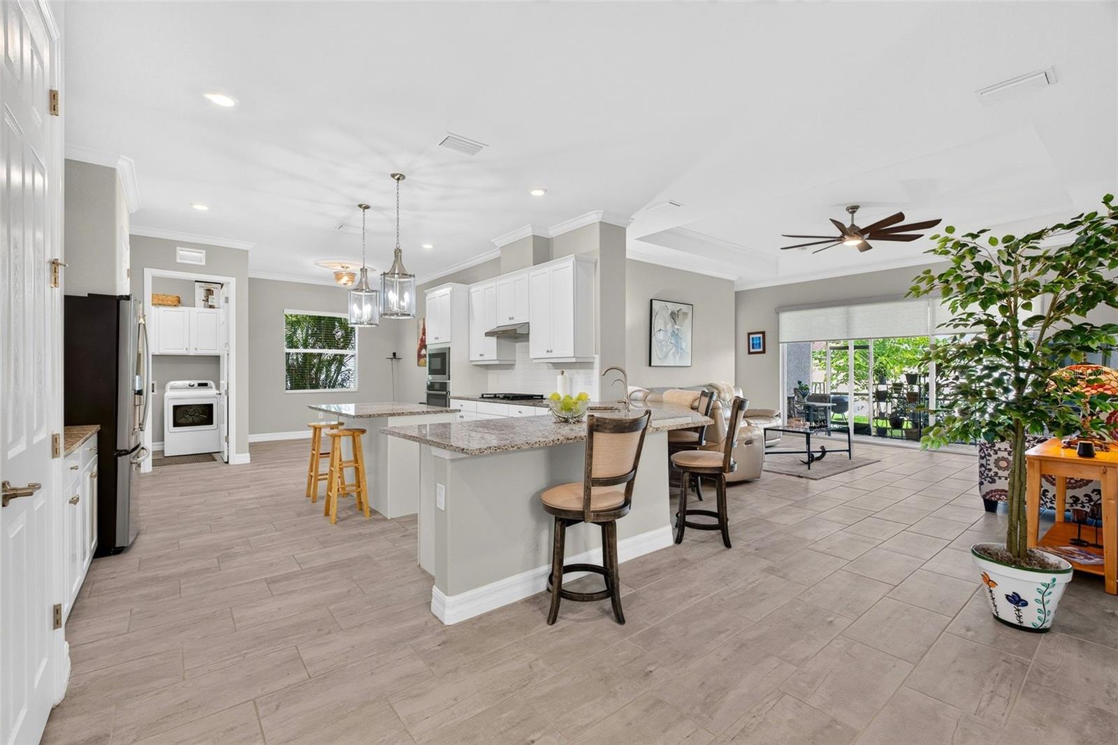 ARBOR GRANDE - Residential