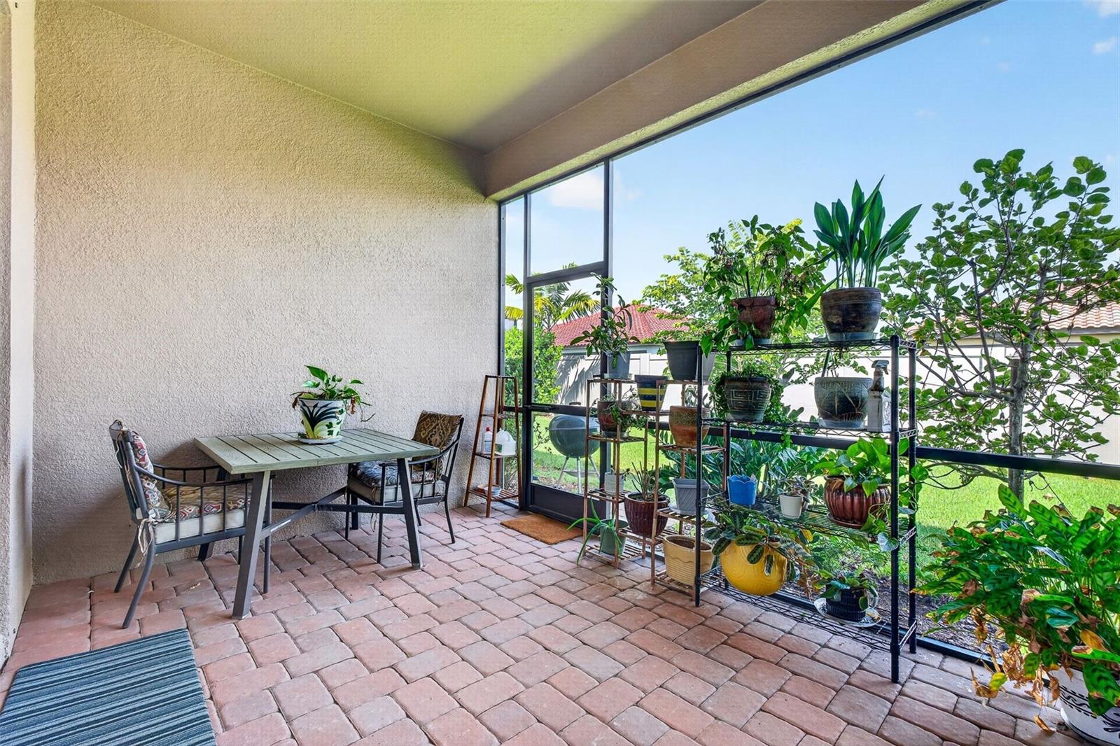 ARBOR GRANDE - Residential