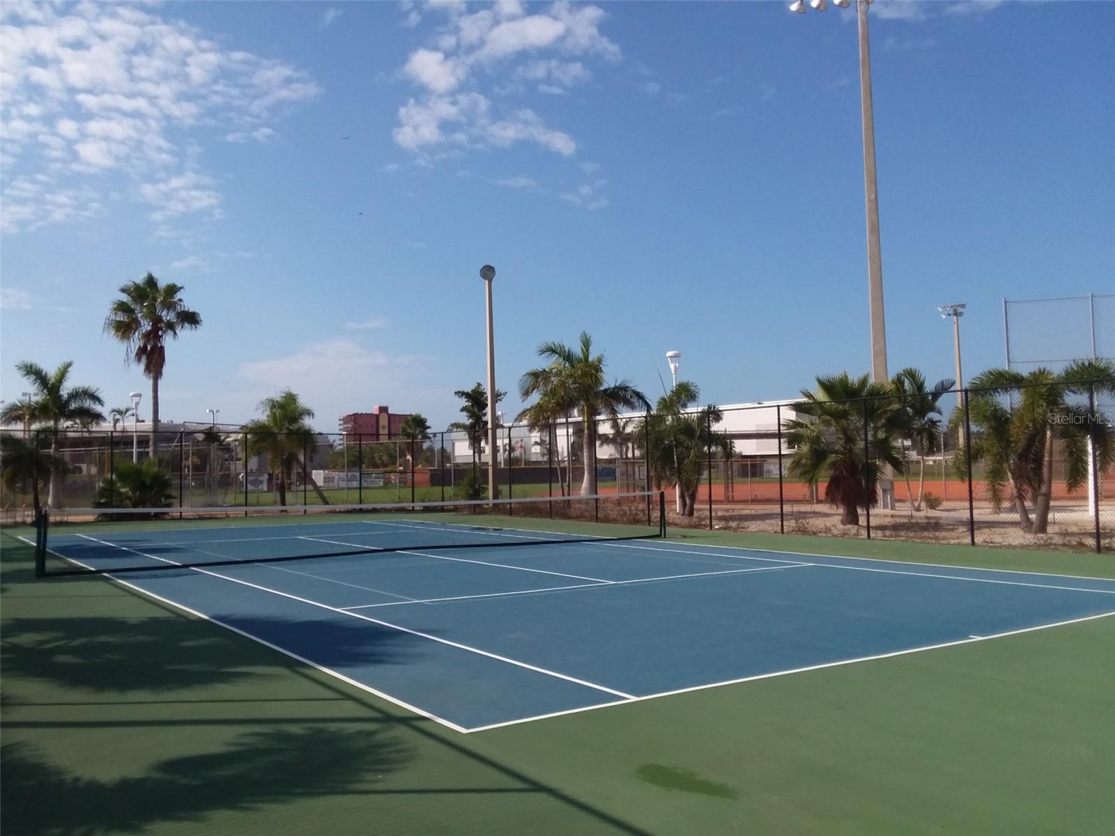 NORTH MADEIRA SHORES - Residential Lease
