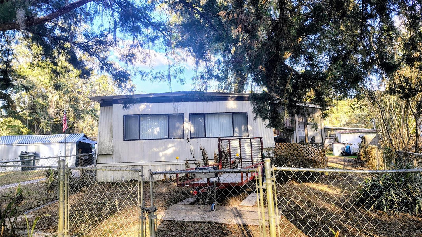 CUSTERS ADD SILVER SPRINGS - Residential
