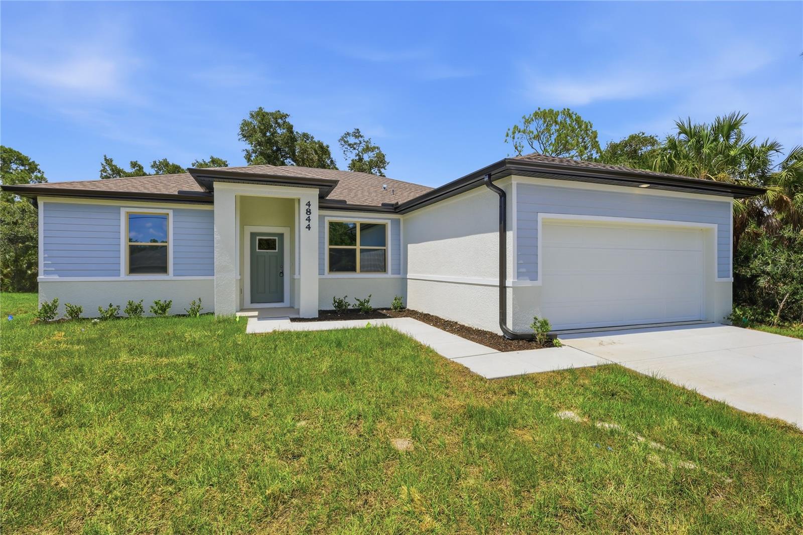 1562 - PORT CHARLOTTE SUB 18 - Residential