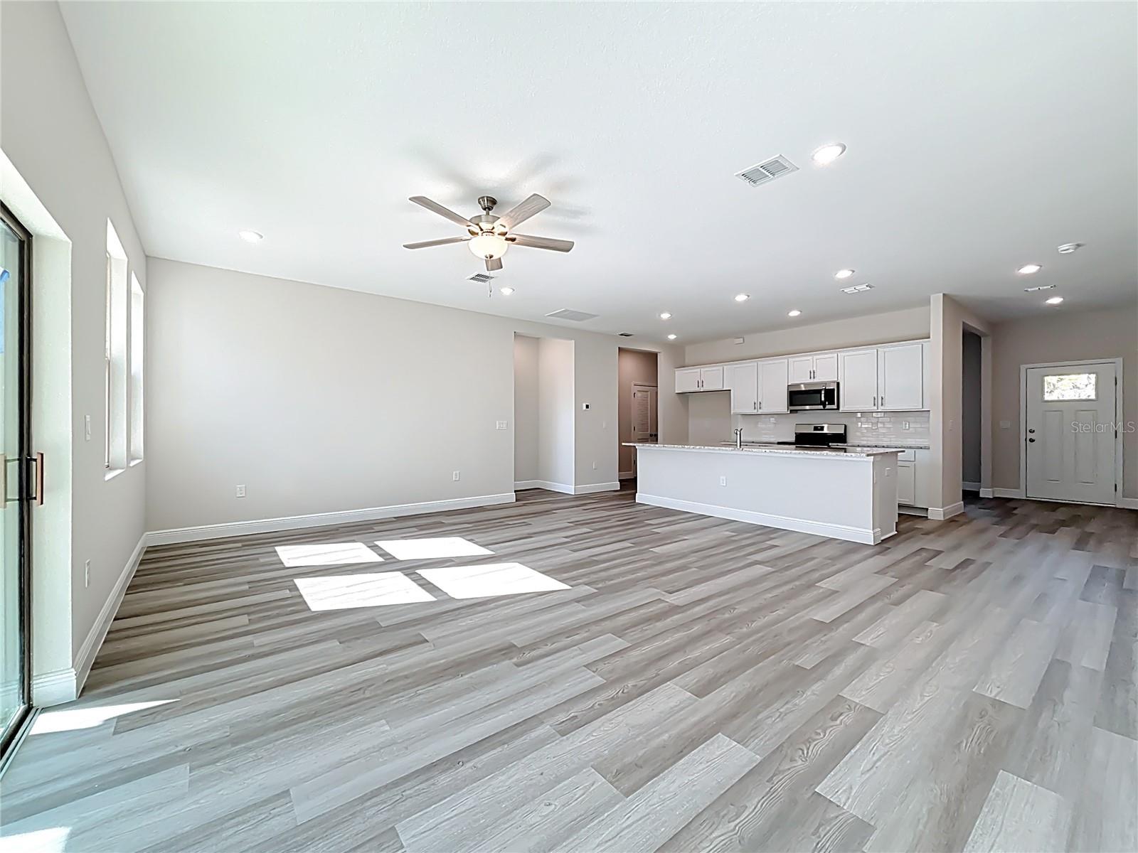 1562 - PORT CHARLOTTE SUB 18 - Residential