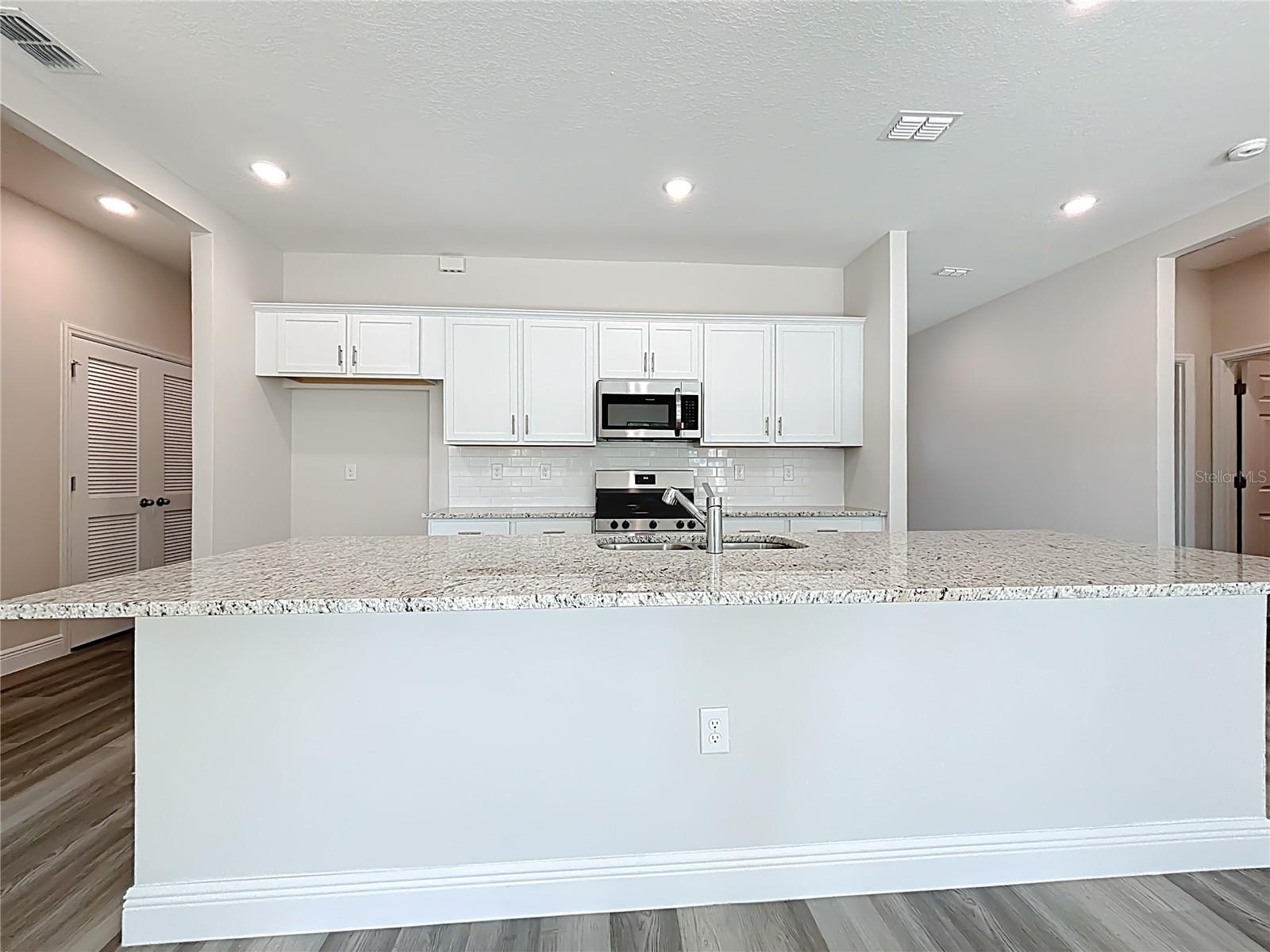 1562 - PORT CHARLOTTE SUB 18 - Residential