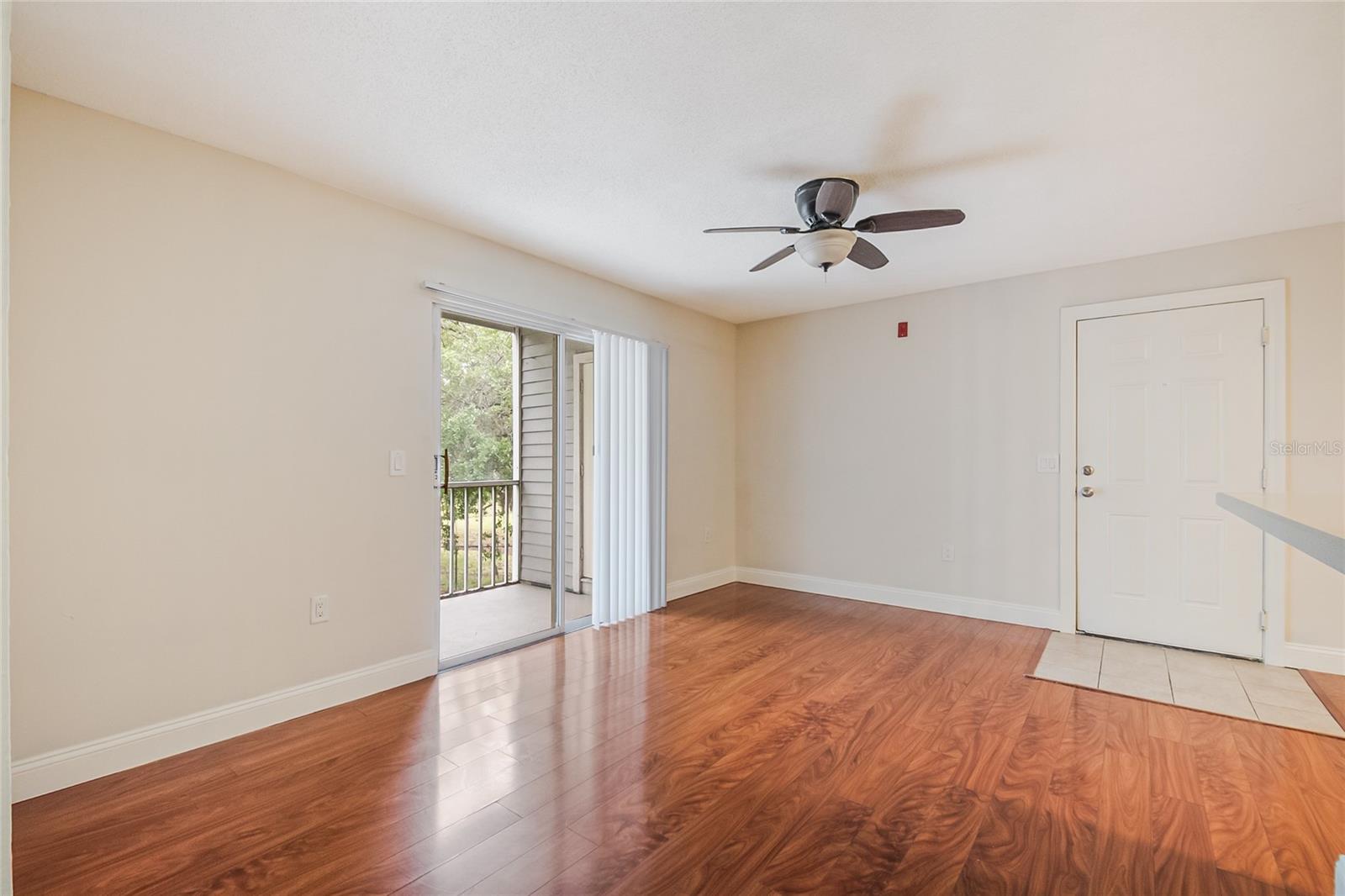 GABLES AT LAKESIDE THE CONDO - Residential Lease