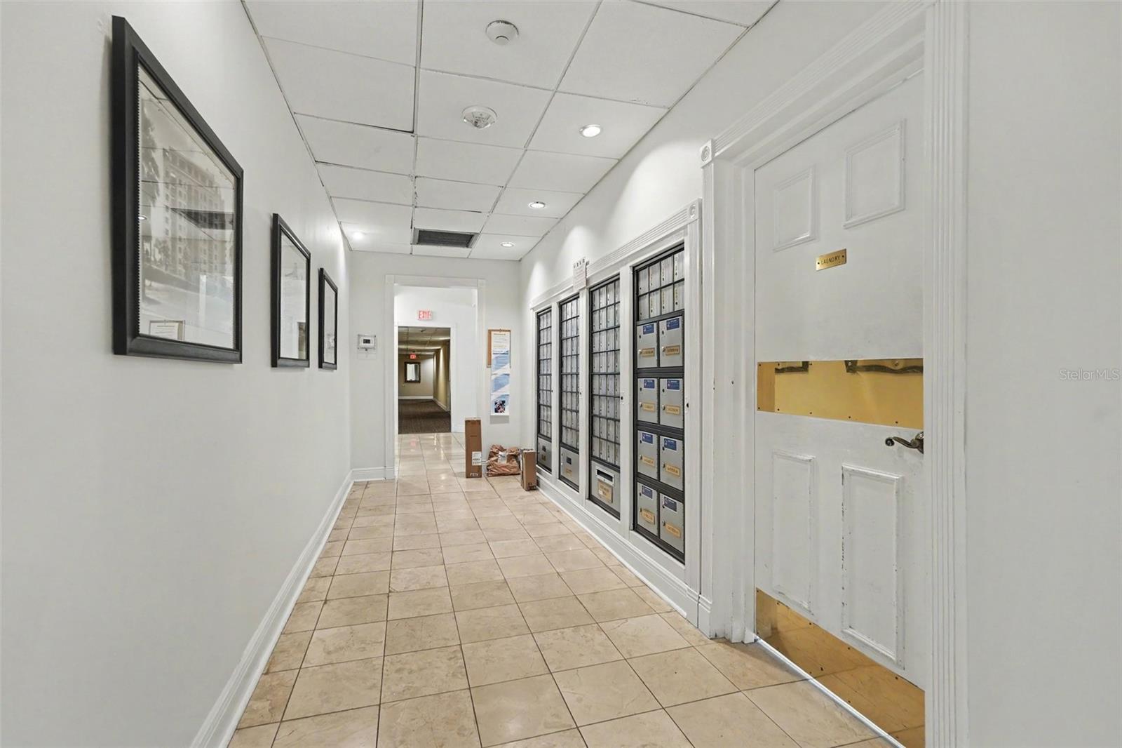 BAYSHORE ROYAL CONDOMINIUM - Residential