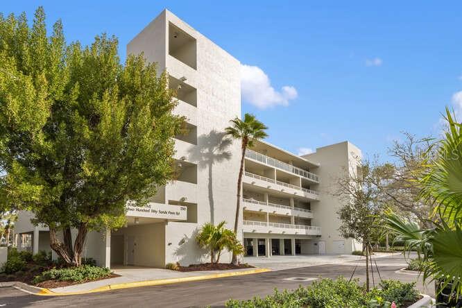 INN ON THE BEACH PH II - Residential