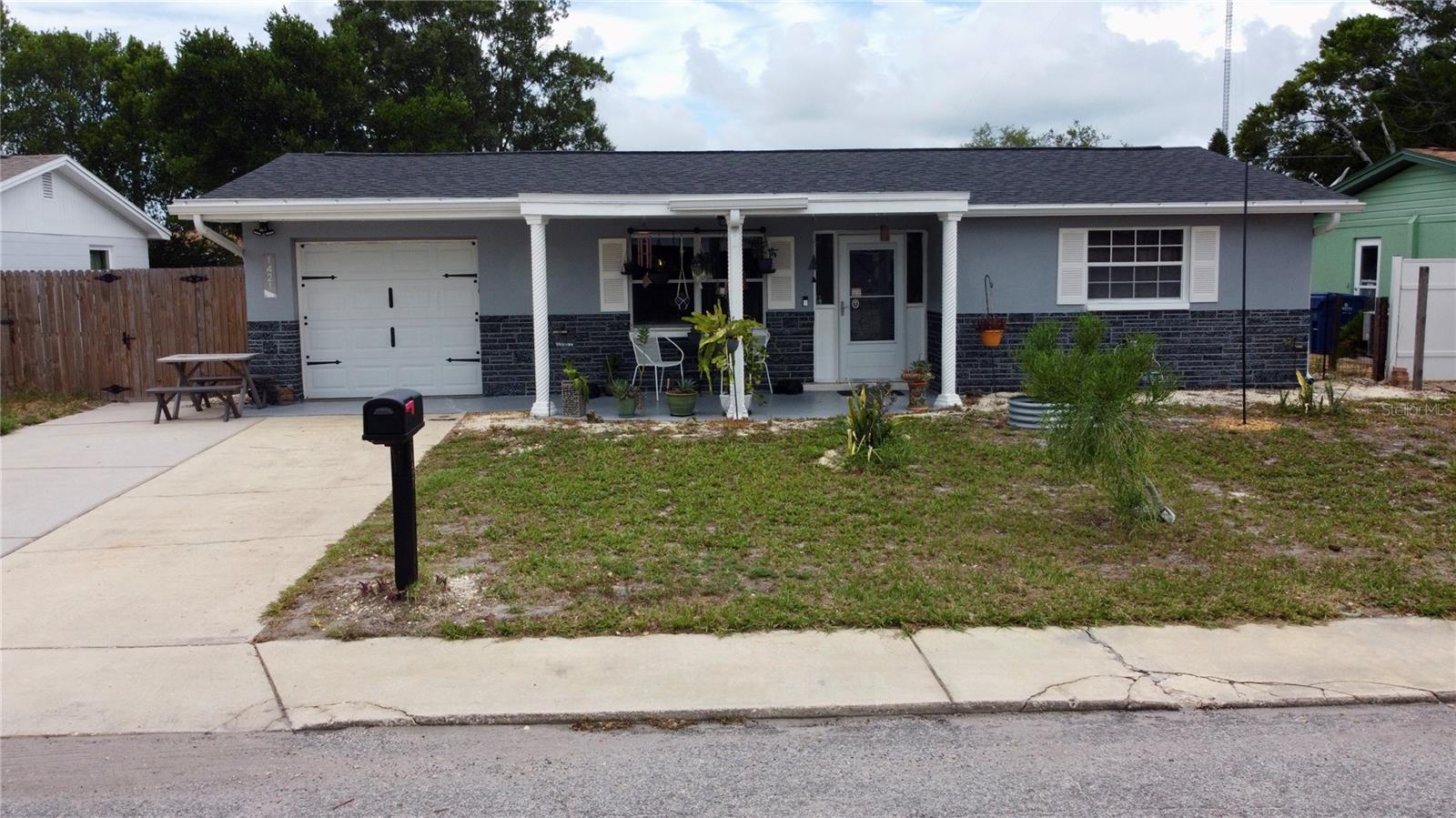 HOLIDAY LAKE ESTATES - Residential