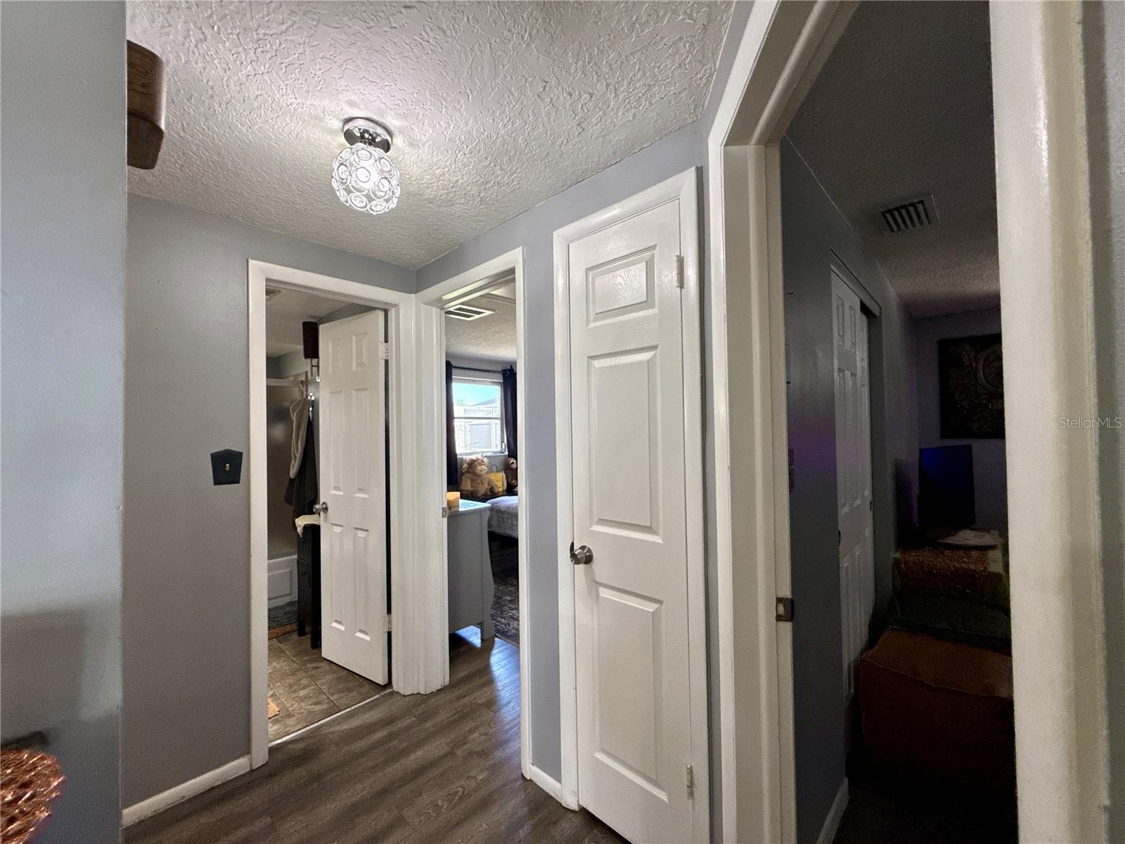 HOLIDAY LAKE ESTATES - Residential