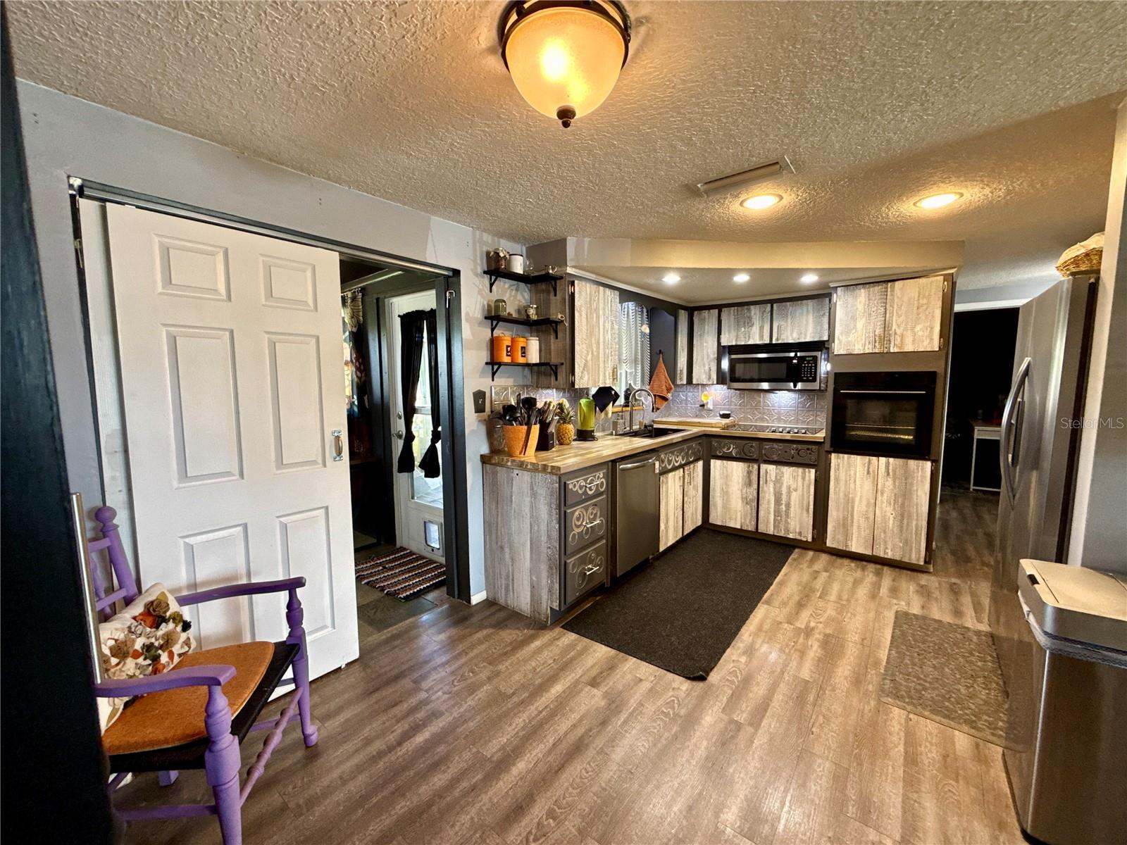 HOLIDAY LAKE ESTATES - Residential