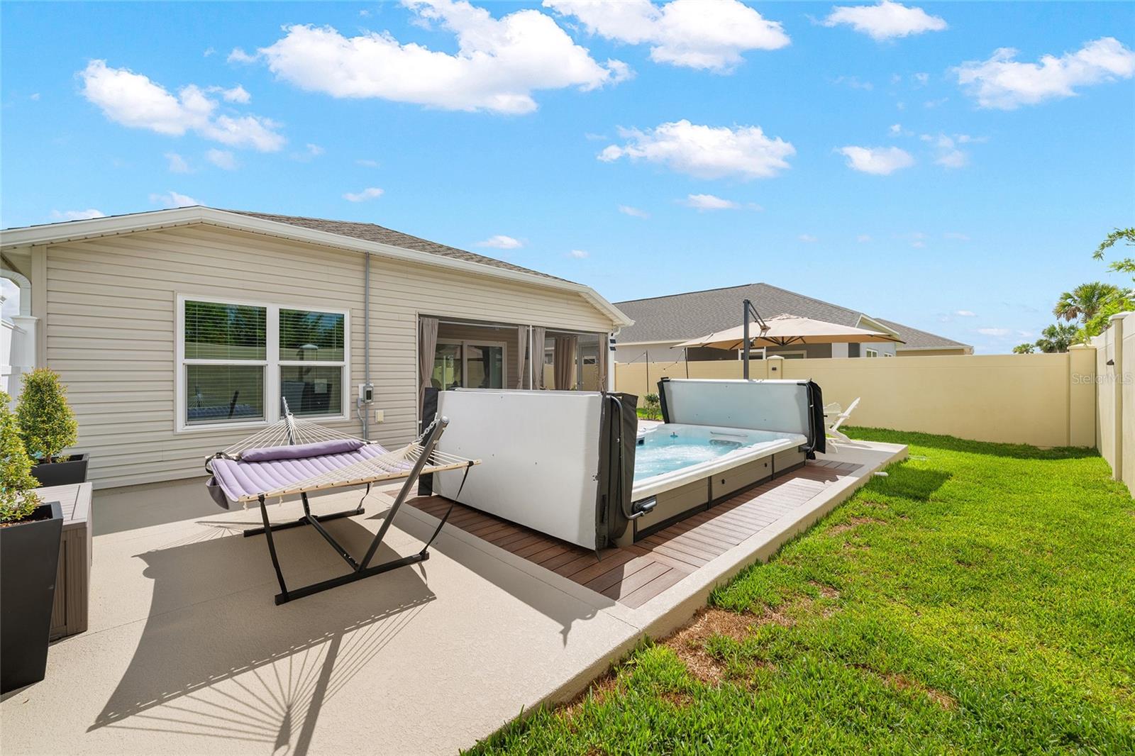 VILLAGES/SOUTHERN OAKS UN #91 - Residential