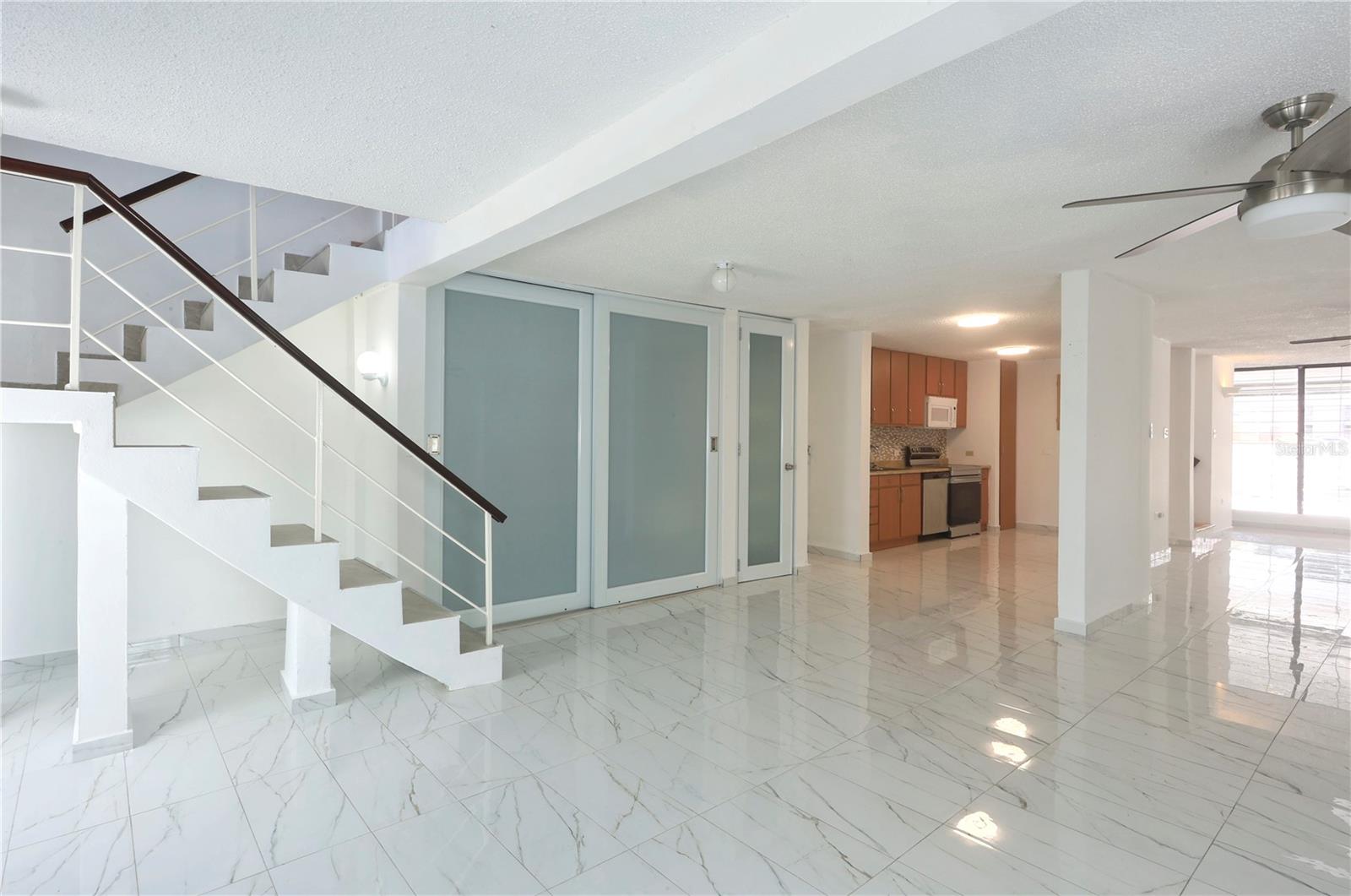 GOBERNADOR PIÑERO - Residential