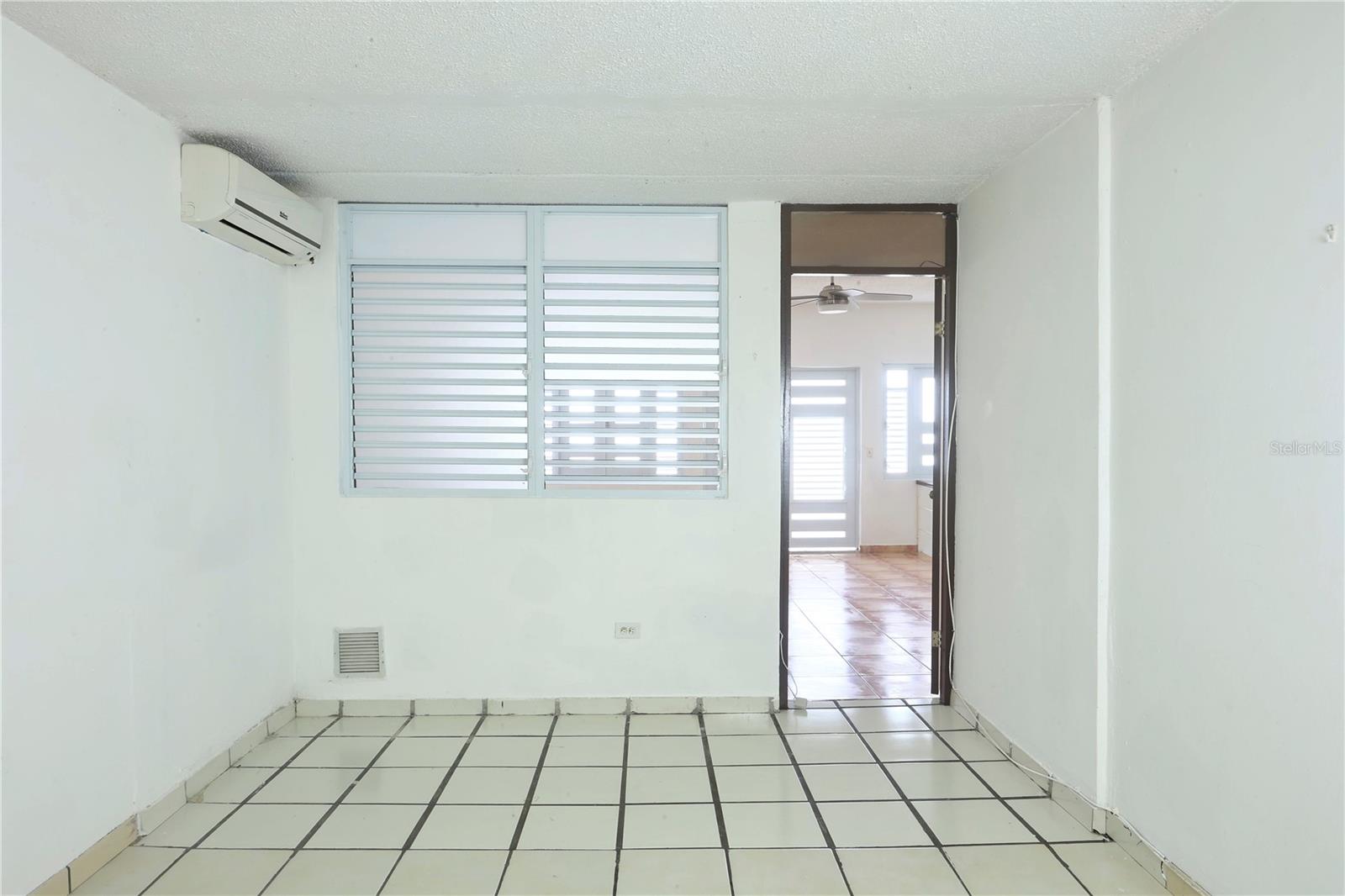 GOBERNADOR PIÑERO - Residential