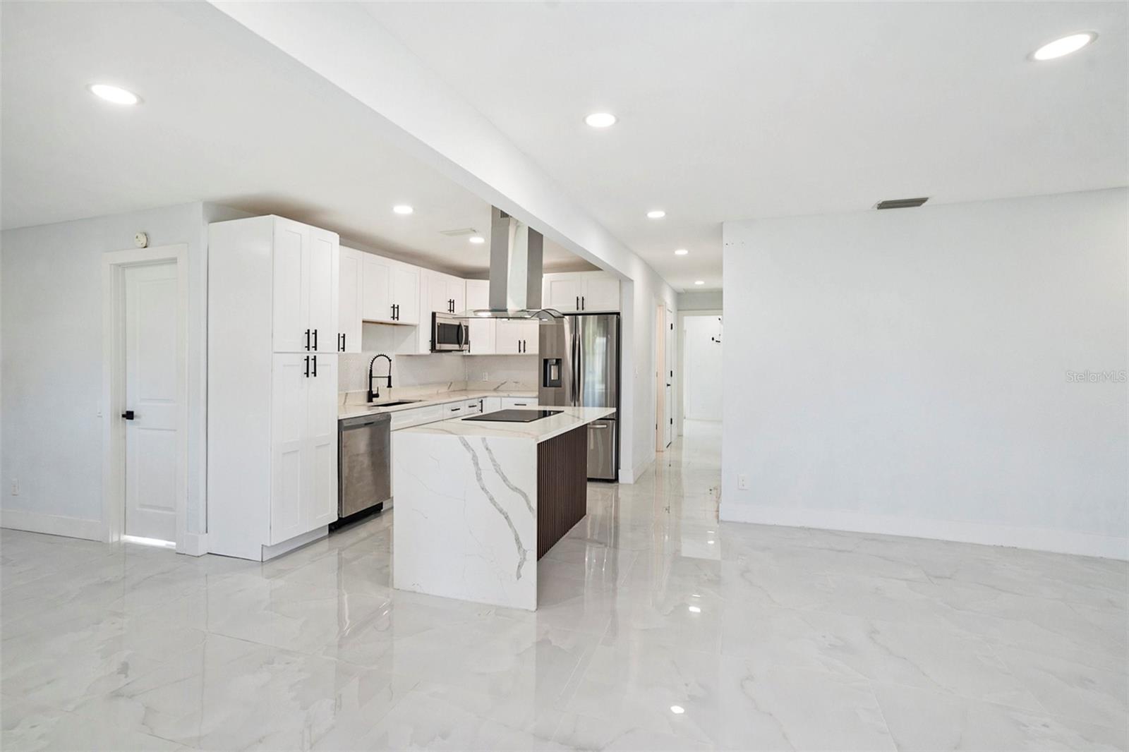 SHOREACRES CENTER - Residential