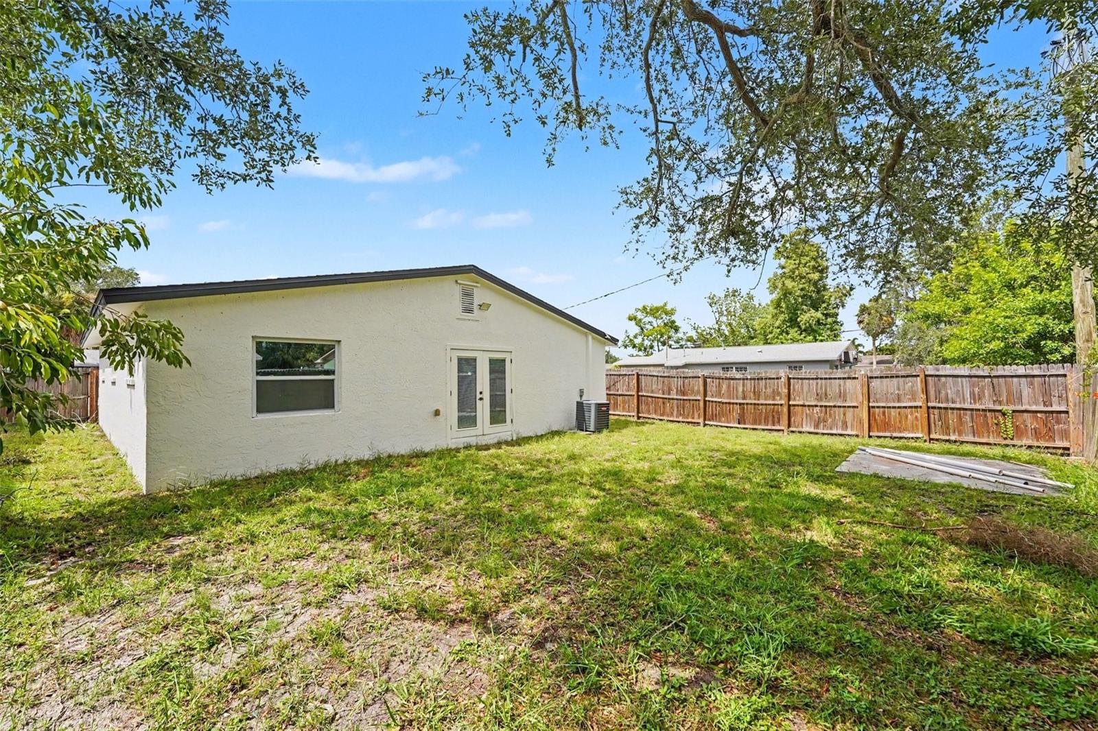 SHOREACRES CENTER - Residential