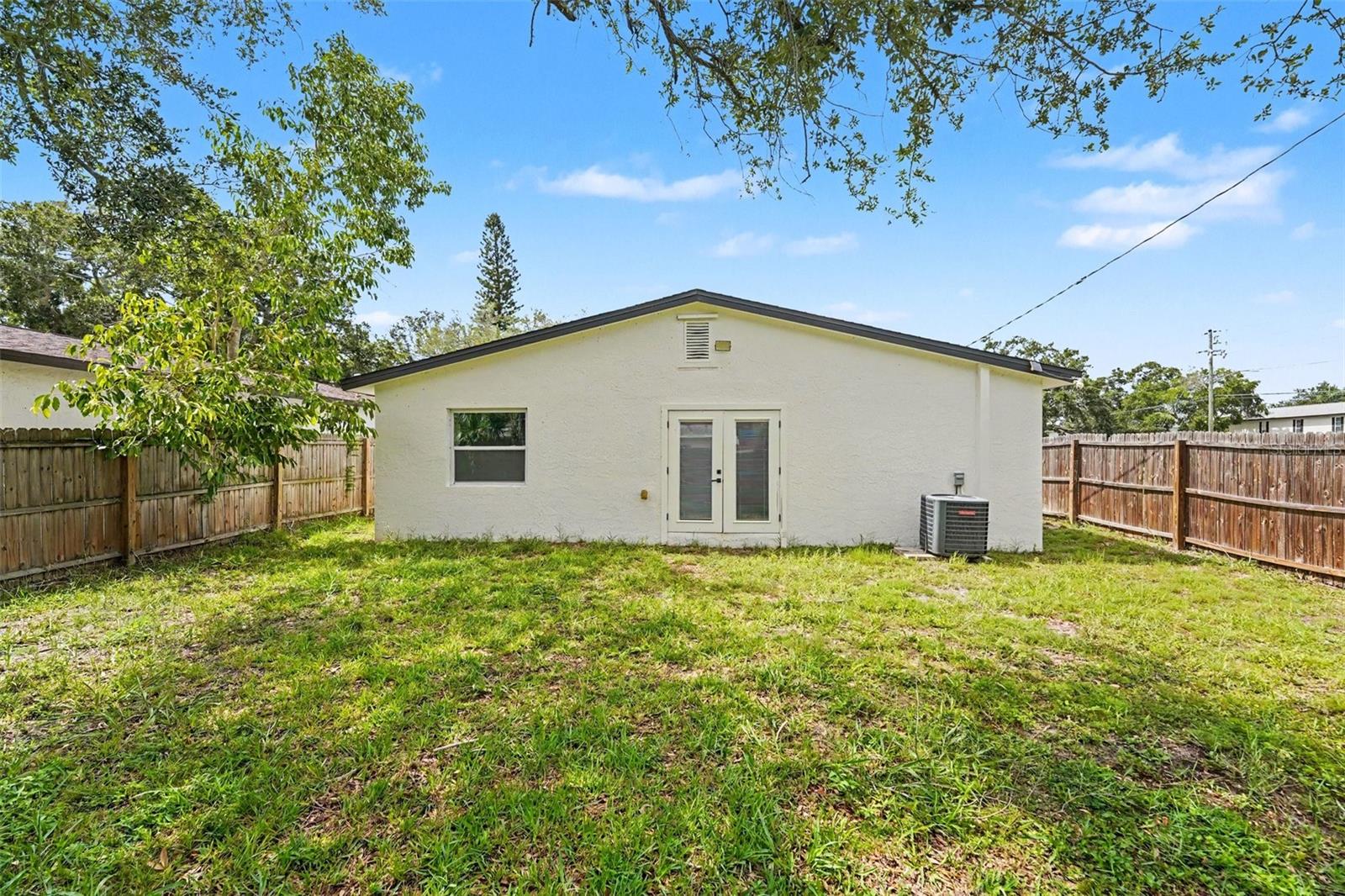 SHOREACRES CENTER - Residential