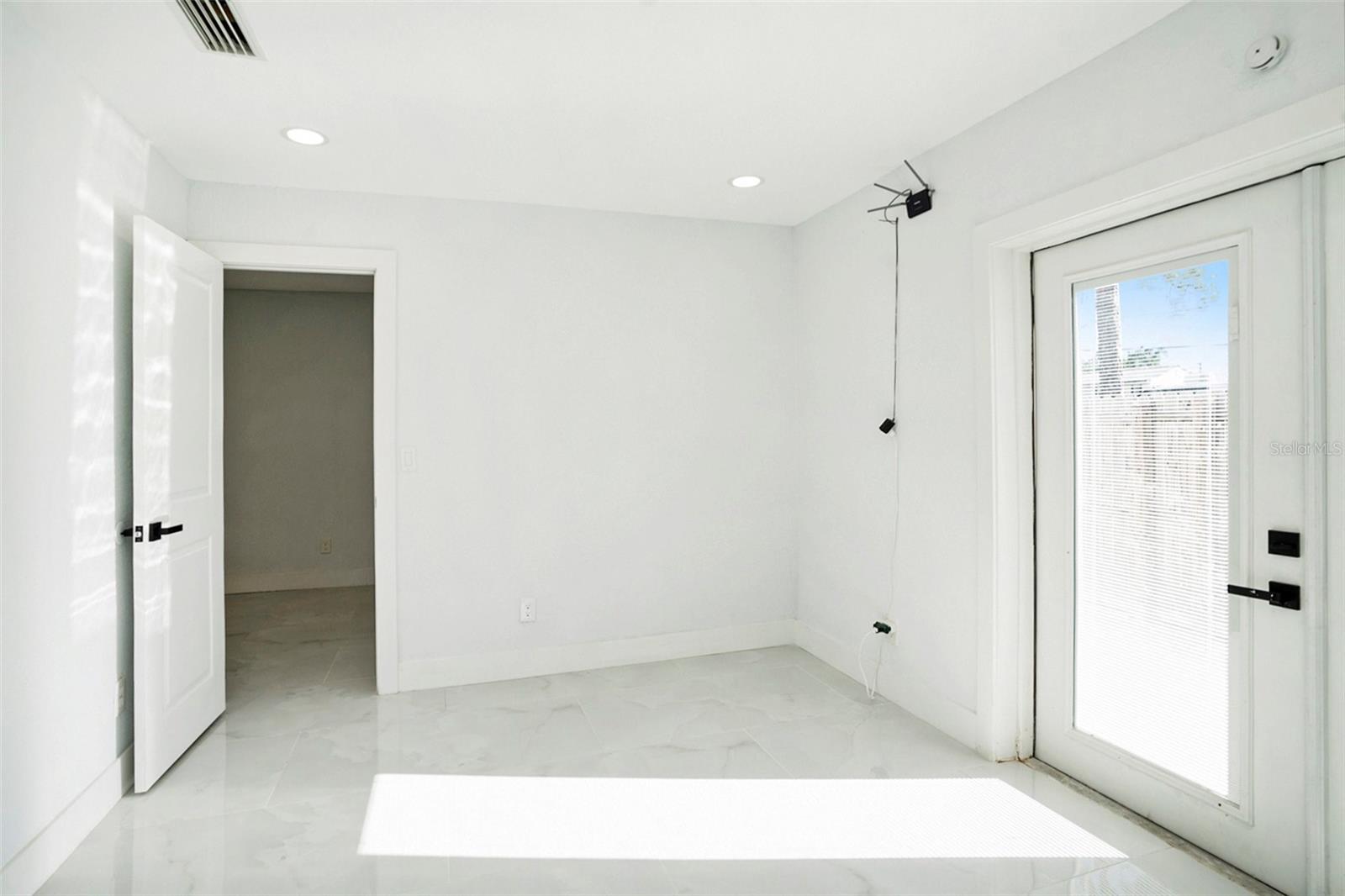 SHOREACRES CENTER - Residential