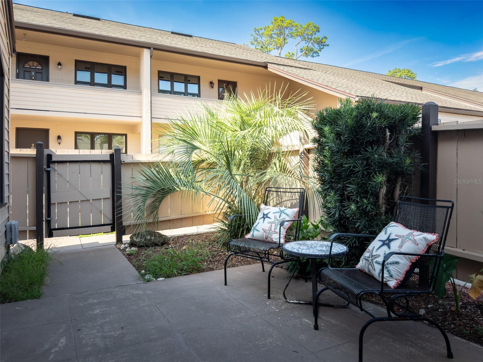 BRETTON WOODS - Residential