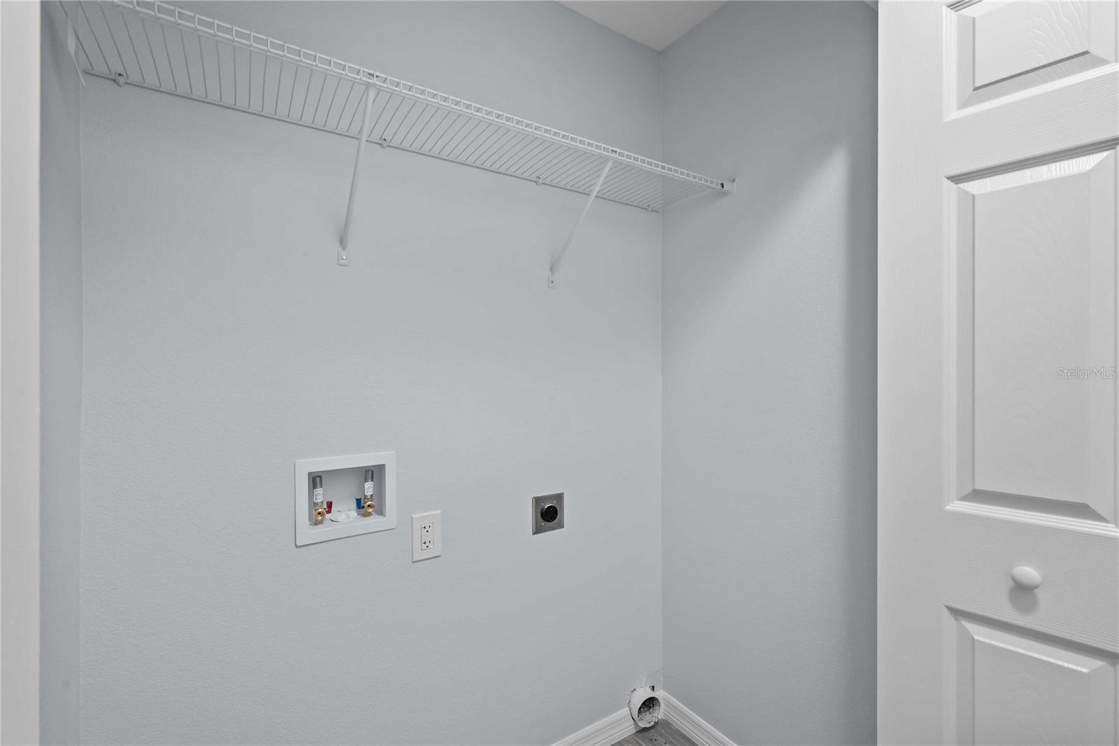 WOODS PH 01 - Residential