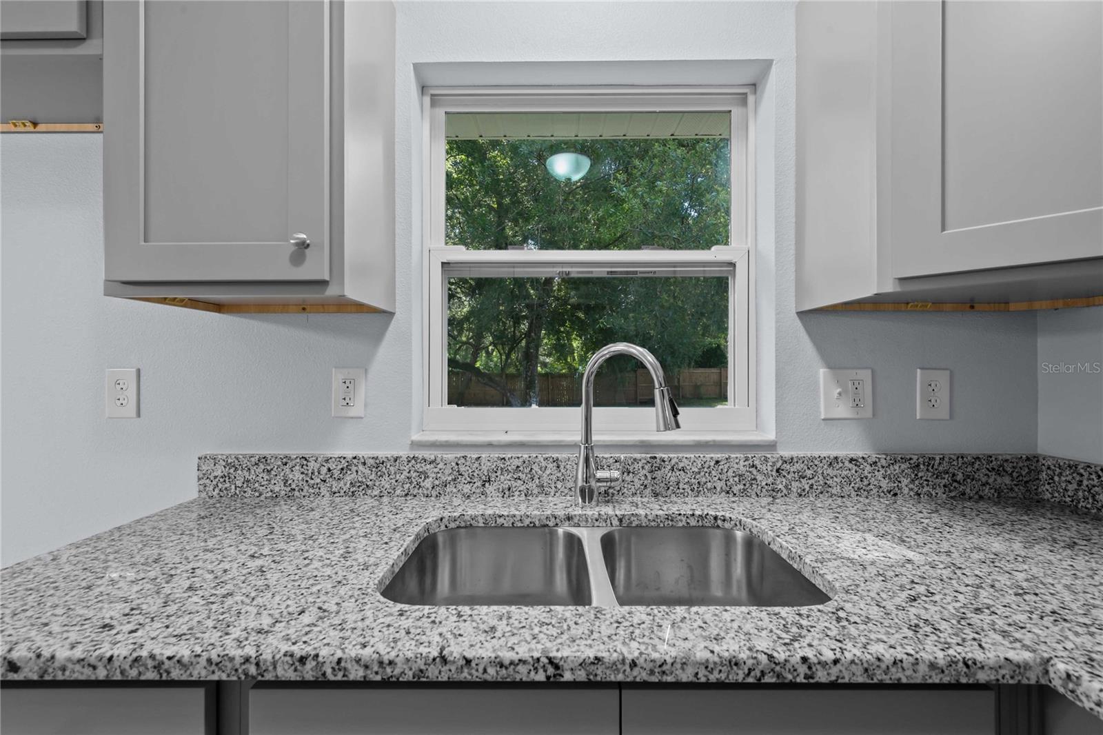 WOODS PH 01 - Residential