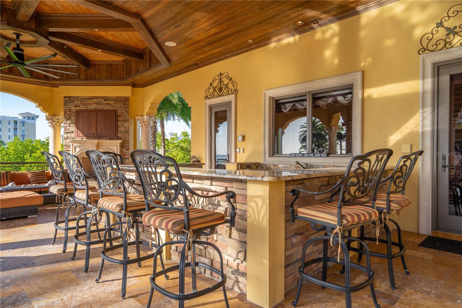 TIERRA VERDE - Residential