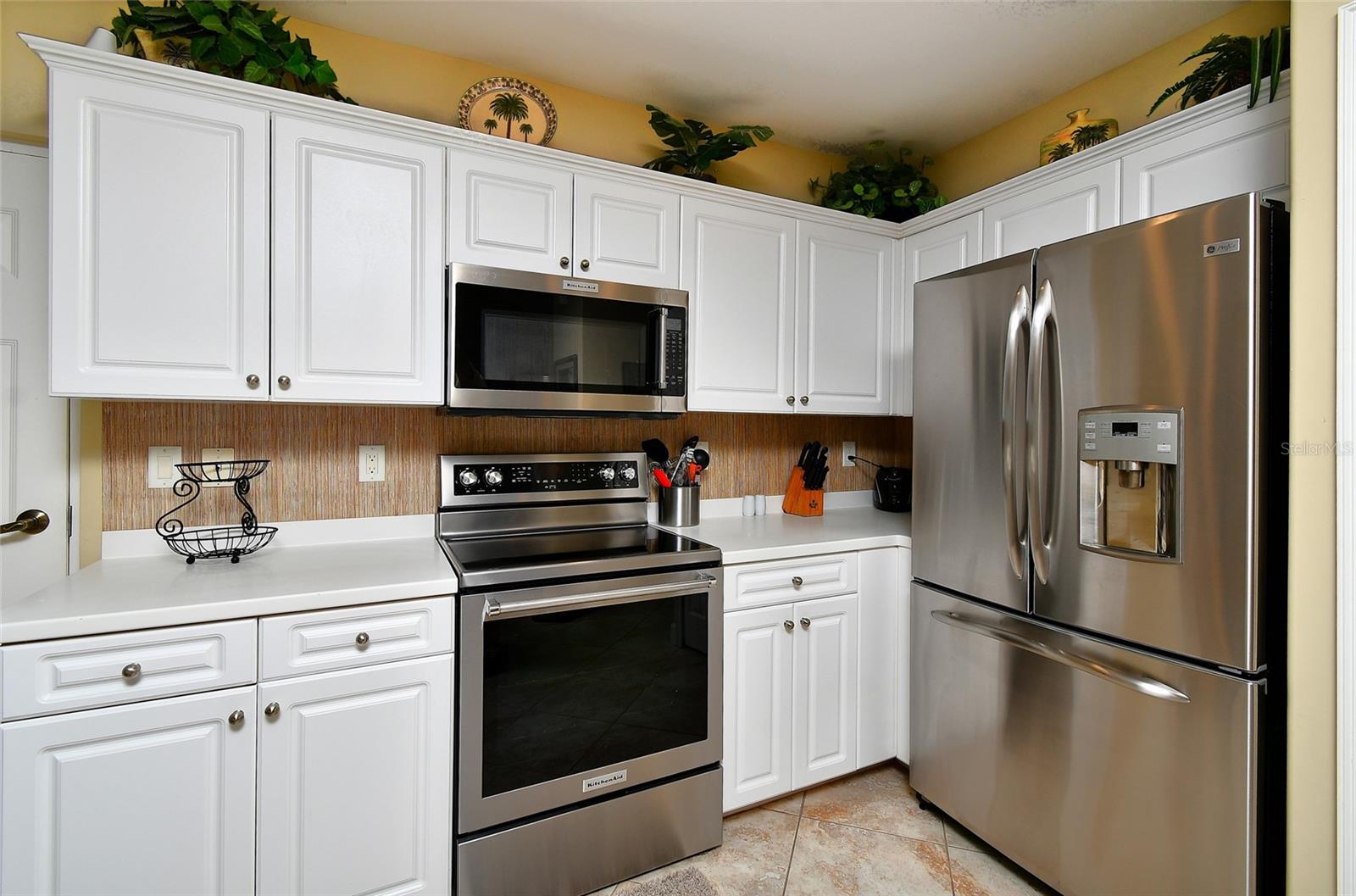 EMERALD ISLE CONDO - Residential