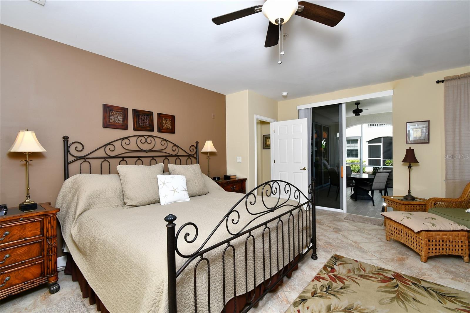 EMERALD ISLE CONDO - Residential