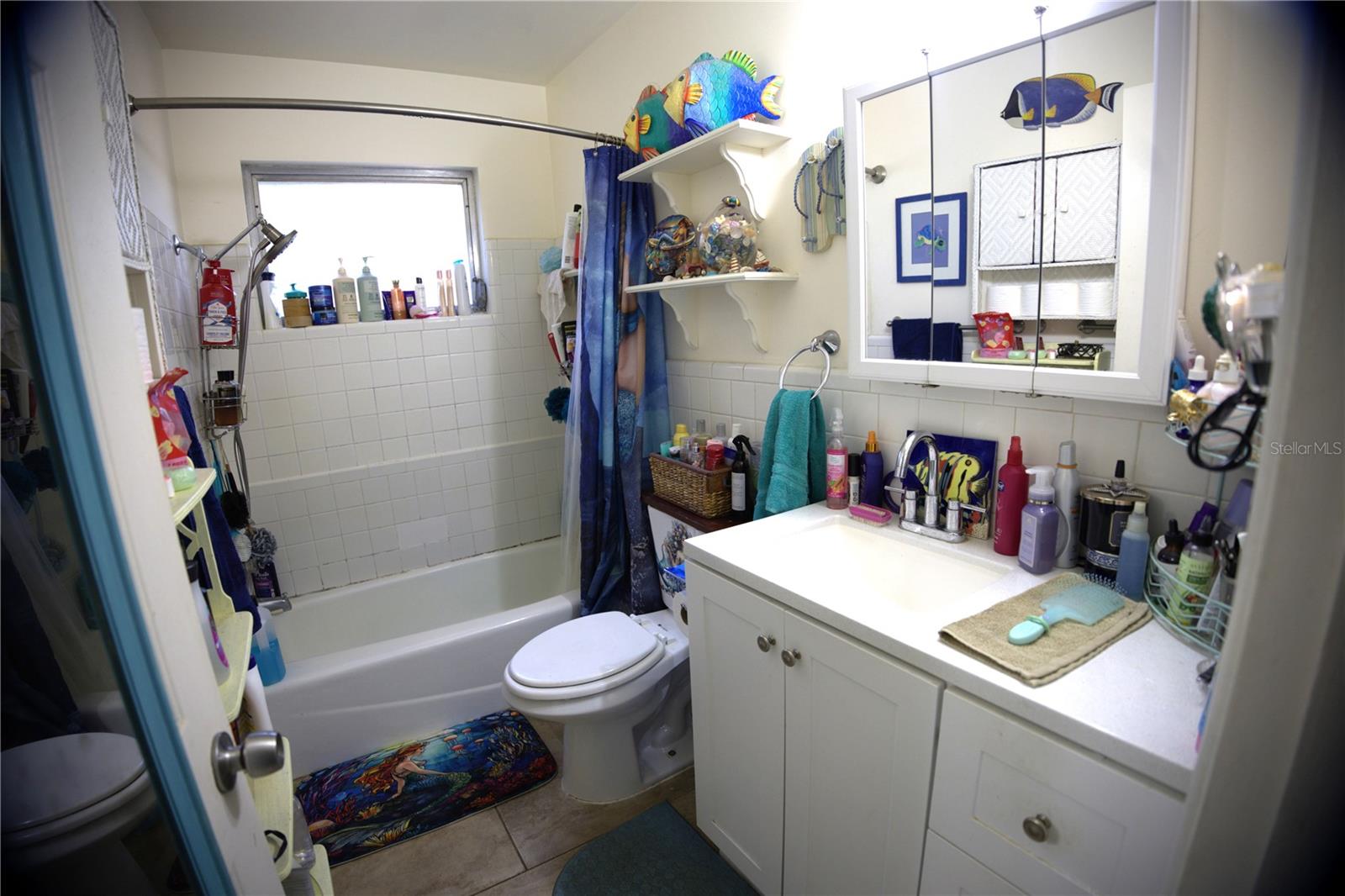 LAKE BELLEVIEW ADD - Residential