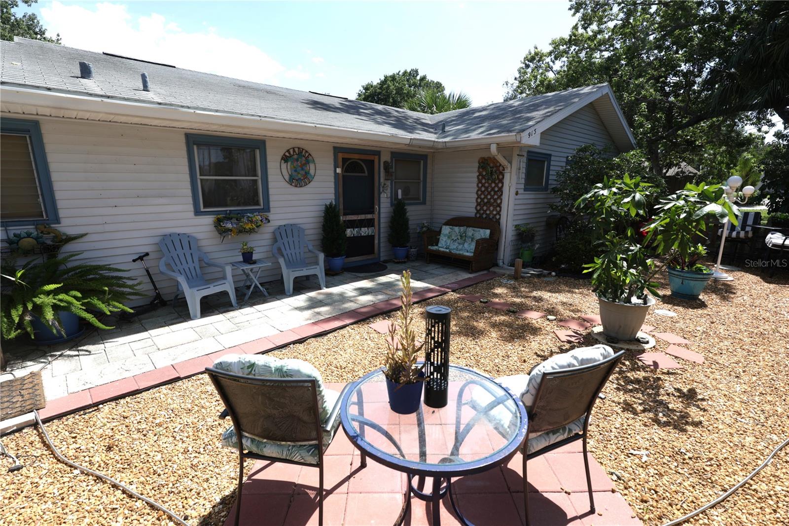 LAKE BELLEVIEW ADD - Residential