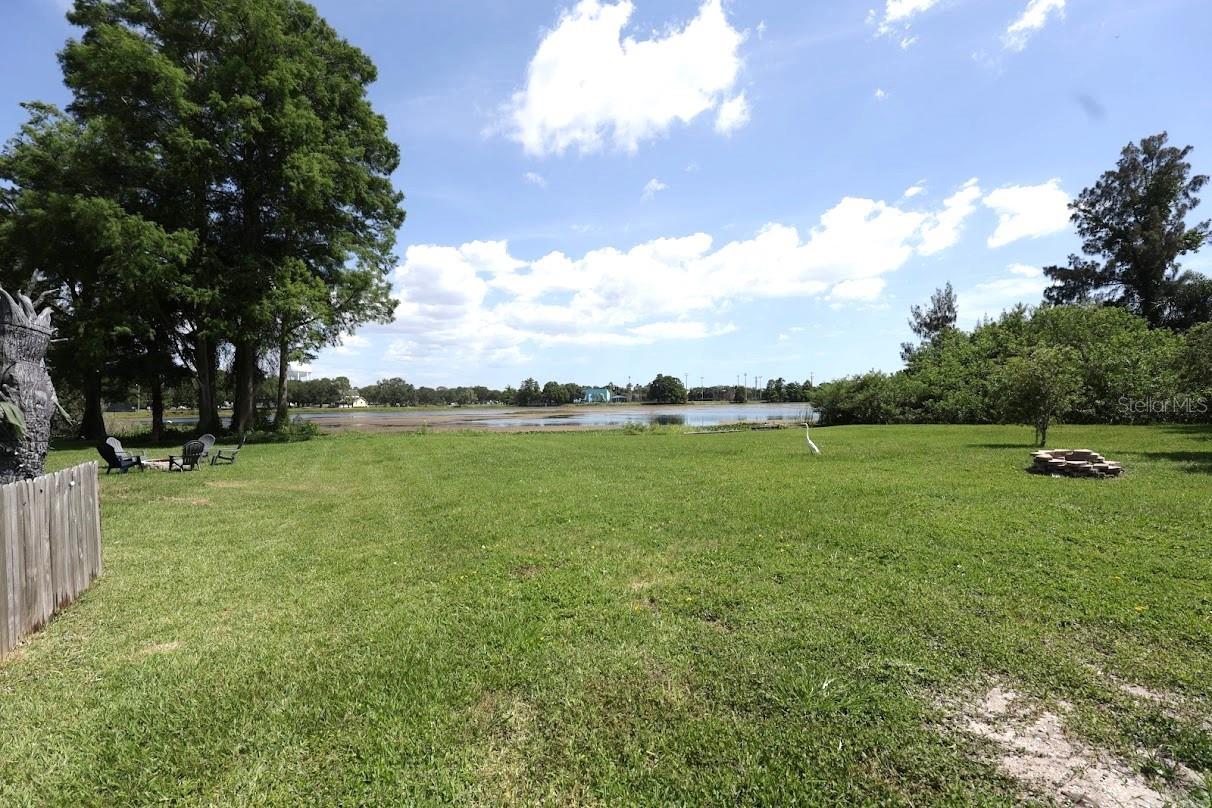 LAKE BELLEVIEW ADD - Residential