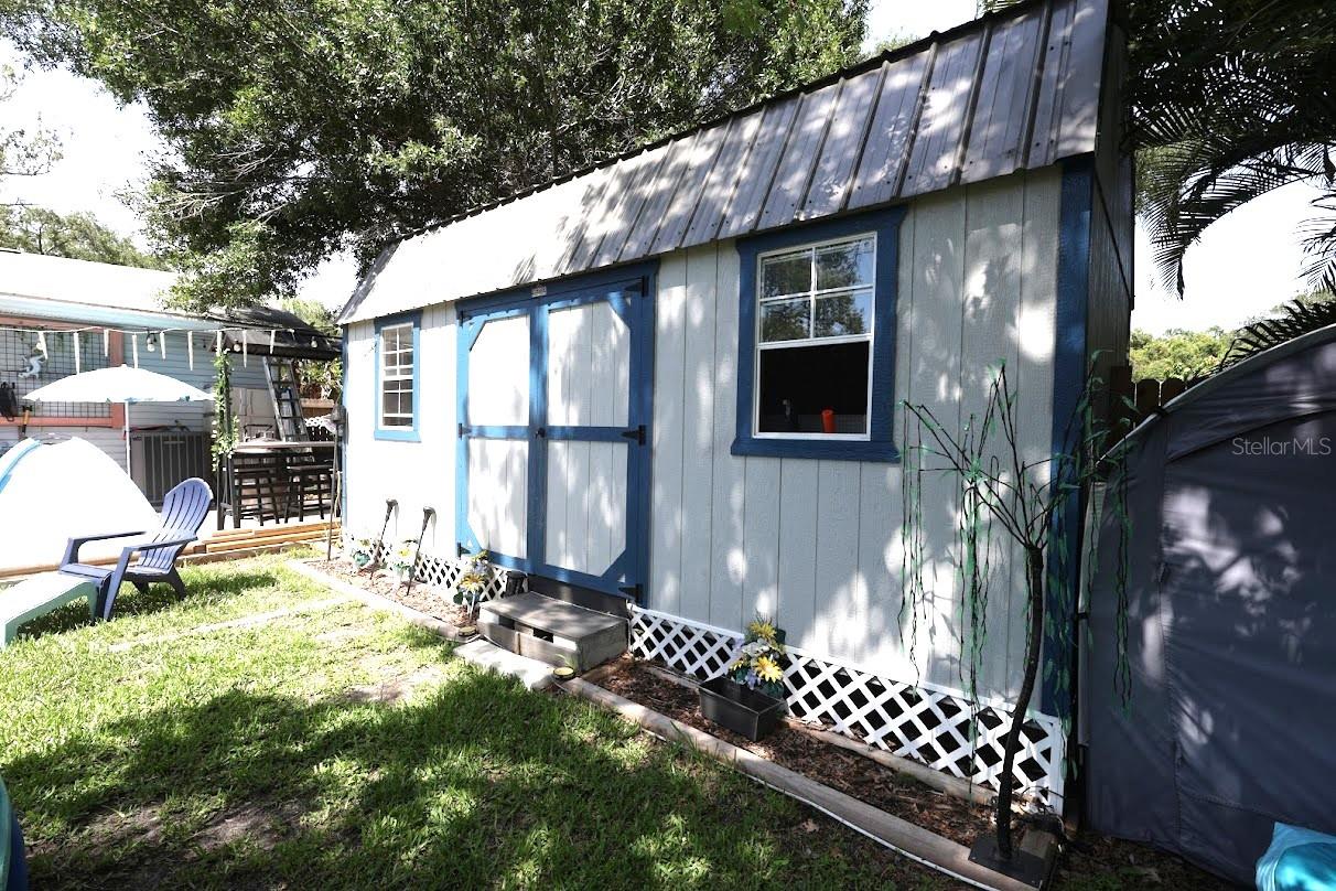 LAKE BELLEVIEW ADD - Residential