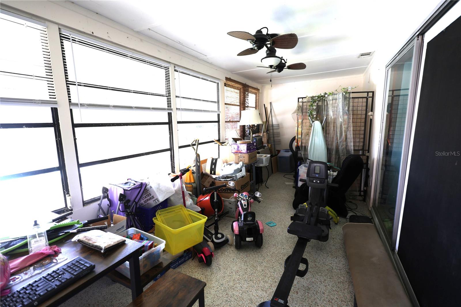 LAKE BELLEVIEW ADD - Residential