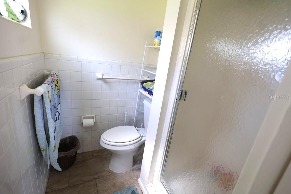 LAKE BELLEVIEW ADD - Residential