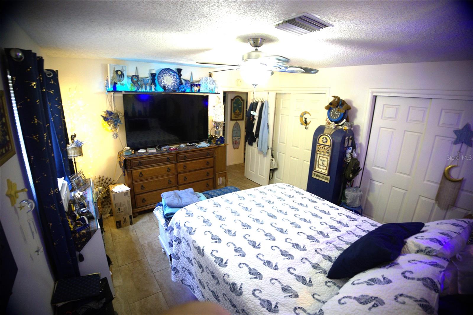 LAKE BELLEVIEW ADD - Residential