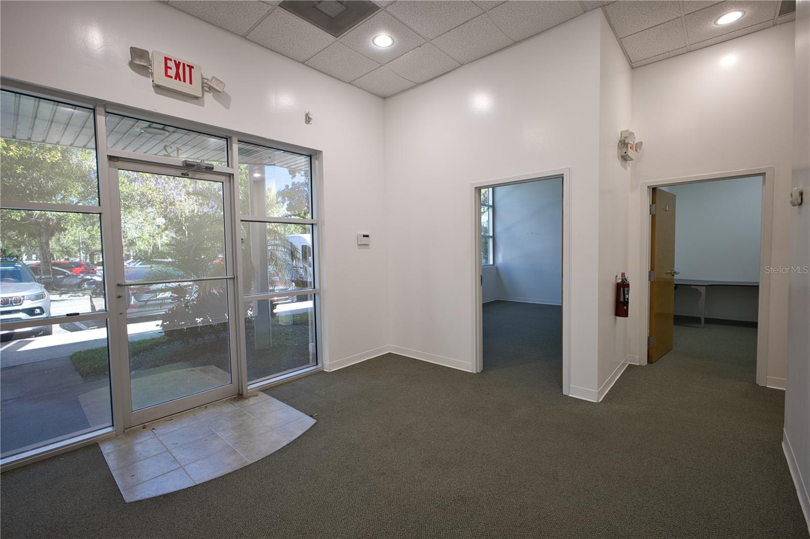 O S P SERVICE CENTER - Commercial Sale