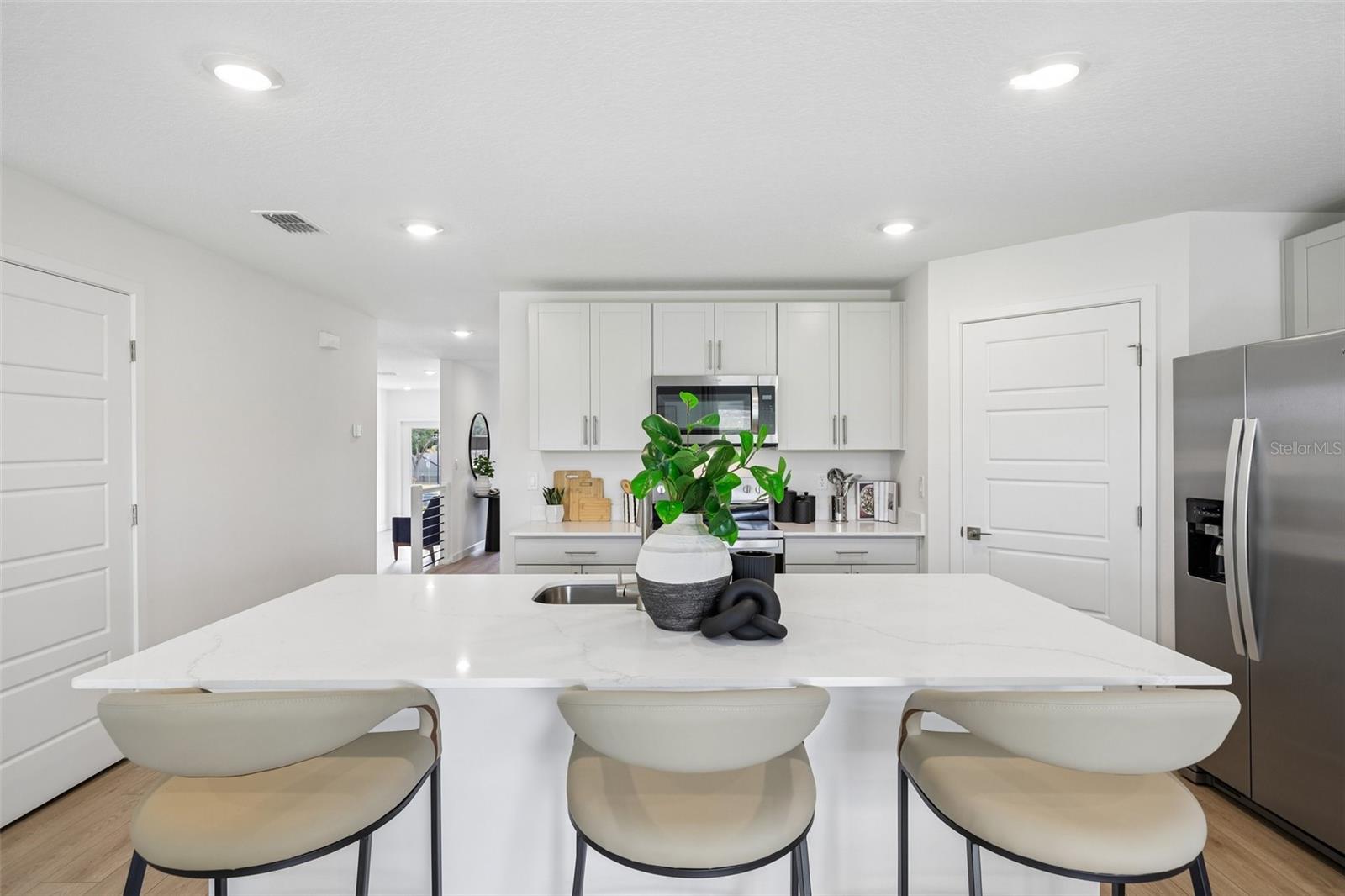 BOULEVARD OAKS - Residential